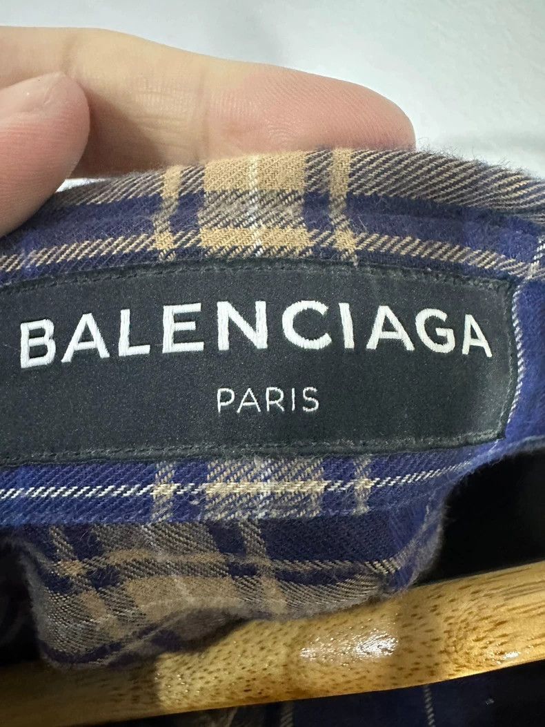 Balenciaga Balenciaga Plaid Back Print Shirt Size US L / EU 52-54 / 3 - 3 Thumbnail