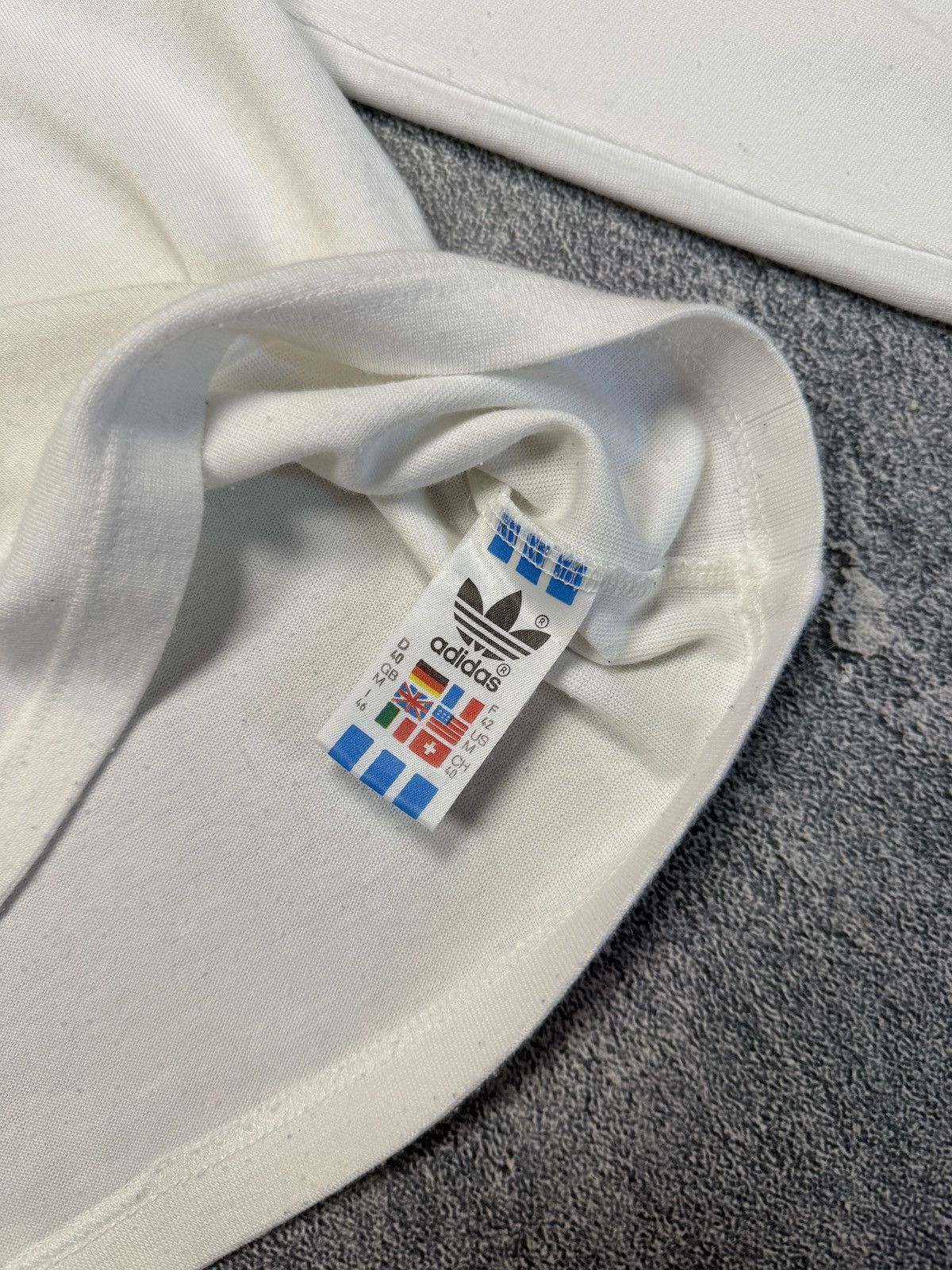 Adidas Vintage Adidas 1/4 Zip Sweatshirt Size US S / EU 44-46 / 1 - 8 Thumbnail