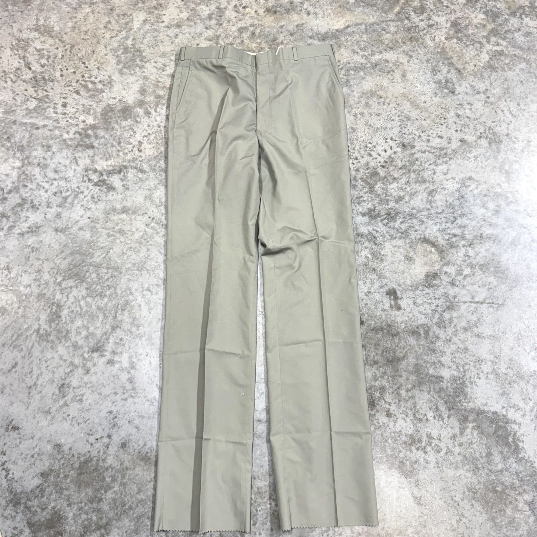 Lands' End VINTAGE Lands' End Pants Mens 36x34 Gray Chino Flat Front 34 Inseam Polyester Cotton Pockets Business Casual Flat Front Zip 36 Mens Gray Pants Size US 36 / EU 52 - 3 Thumbnail