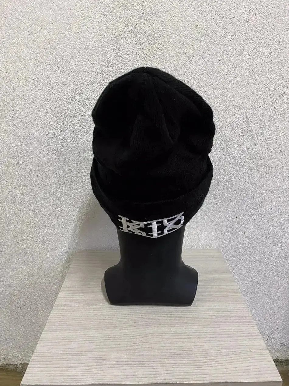 New Era Devil Embroidery Skulls Small Logo New Era Beanie Hat Size ONE SIZE - 6 Thumbnail