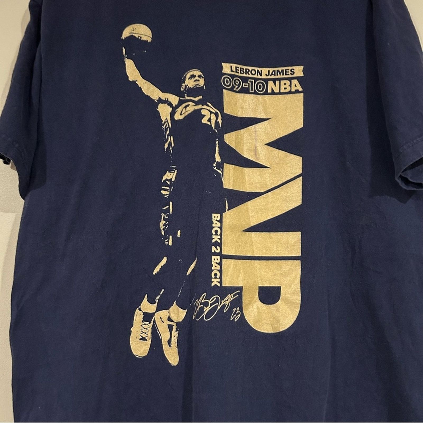Adidas LeBron James Back To Back MVP Shirt Size US XL / EU 56 / 4 - 2 Thumbnail