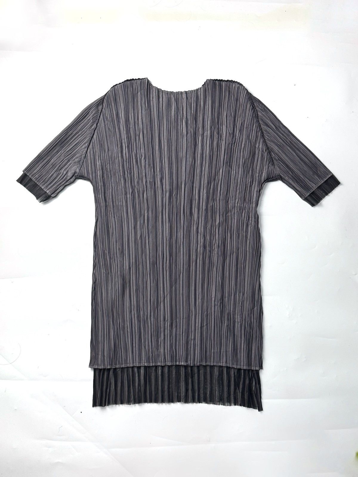Pleats Please Issey Miyake Pleats Please Issey Miyake Double Layers Shirt Size L / US 10 / IT 46 - 3 Thumbnail