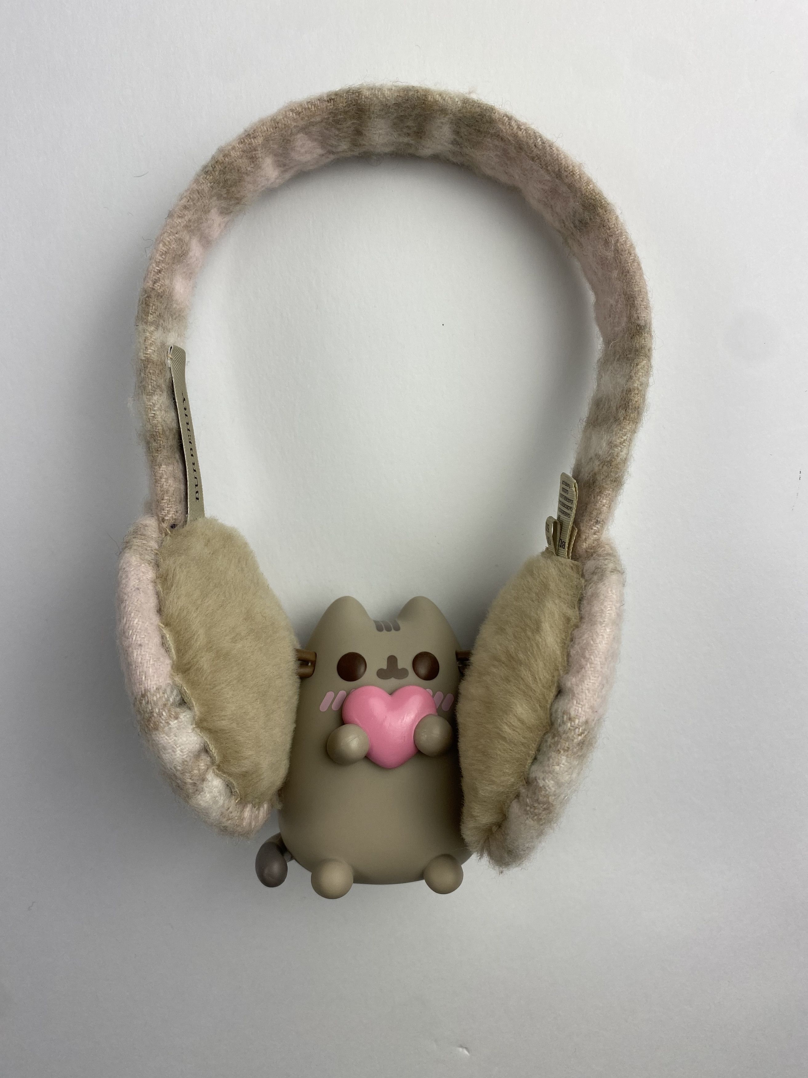 image of Burberry Cashmere Earmuffs in Pink Check, Women's