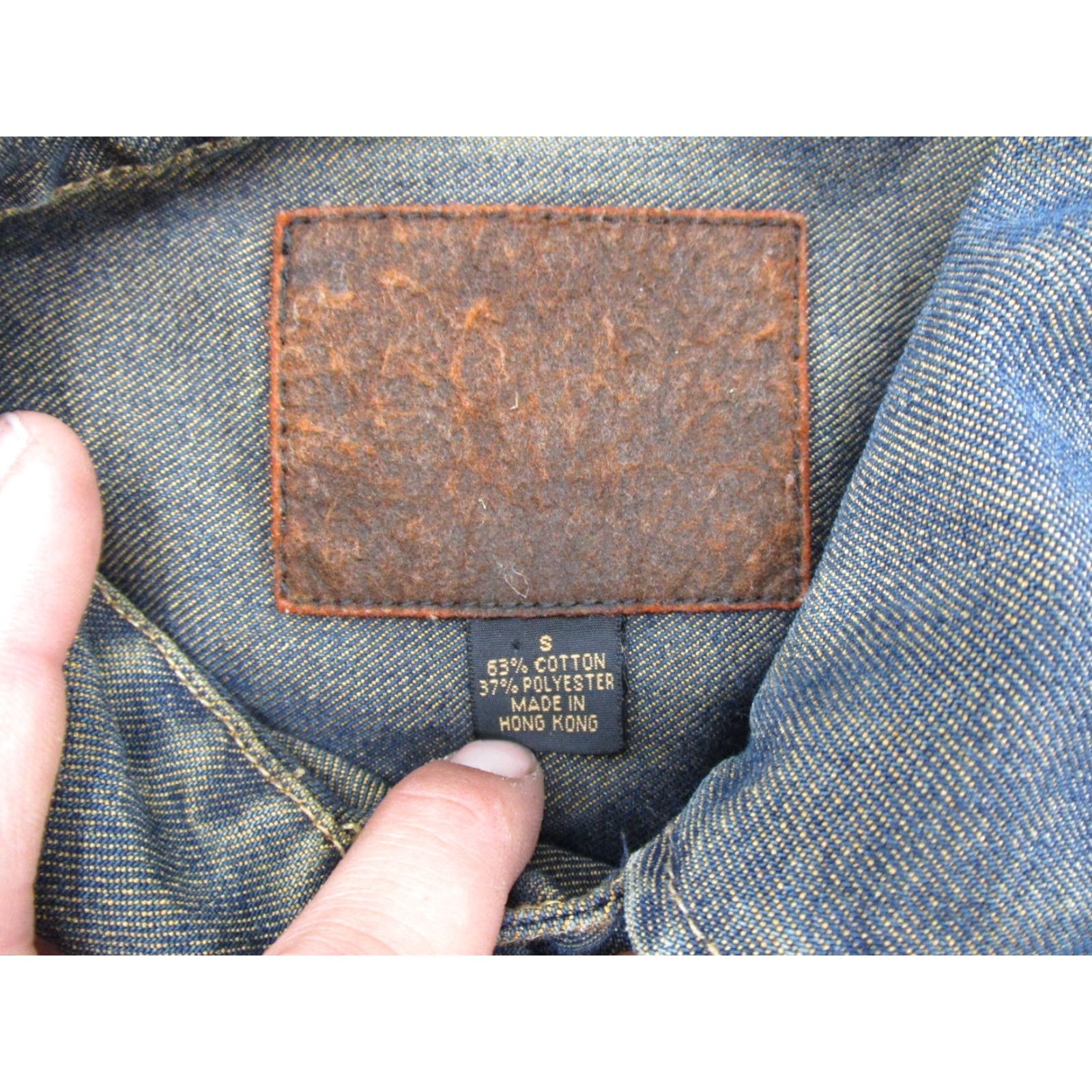 Guess GUESS Jacket Women Size Small Blue Denim Shiny Iridescent Button Up Stretch Y2K Size 28" / US 6 / IT 42 - 2 Thumbnail