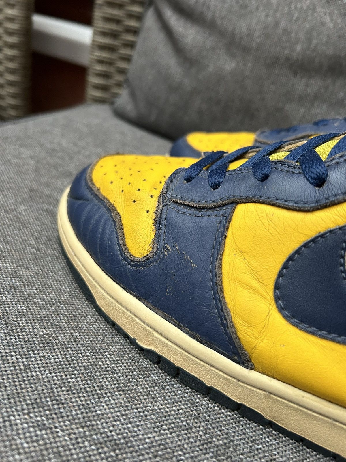 Nike × Vintage Vintage 2003 Nike Dunk High Michigan Size US 10 / EU 43 - 14 Thumbnail