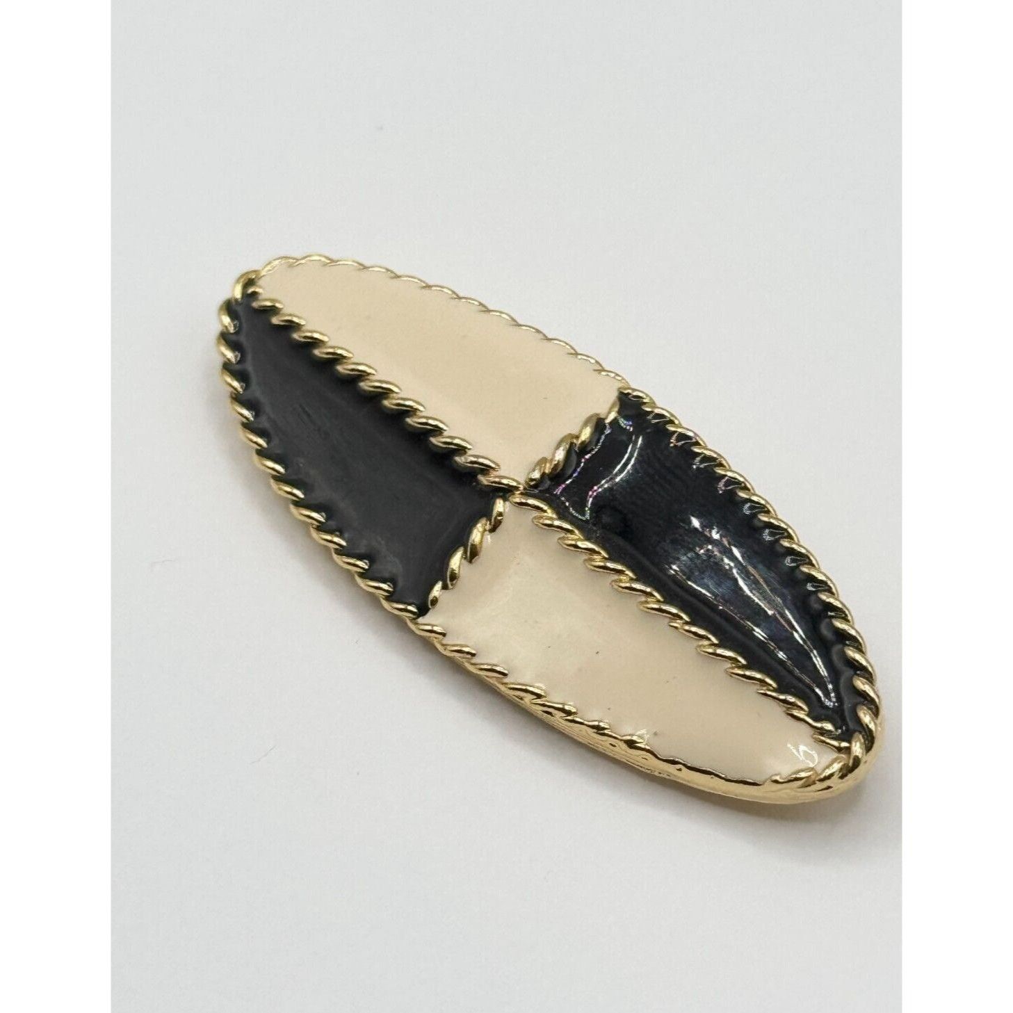 Vintage Vintage black and white enamel brooch pin Size ONE SIZE - 4 Thumbnail