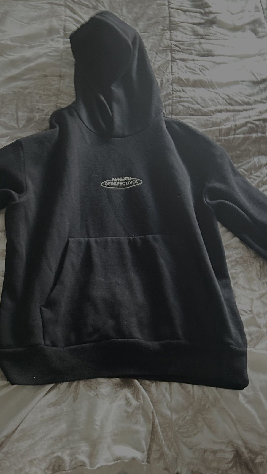 H&M Altered perspectives Hoodie Size US S / EU 44-46 / 1 - 1 Thumbnail