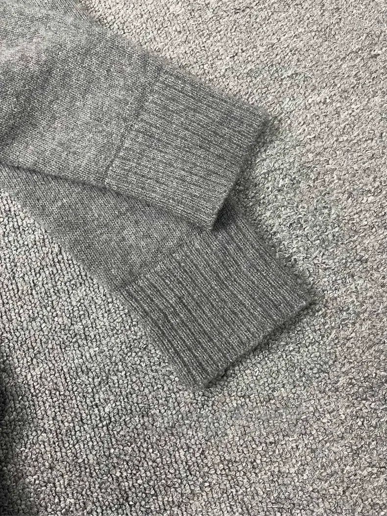 Loewe LOEWE Classic logo embroidered cardigan knit sweater, blac Size XS / US 0-2 / IT 36-38 - 7 Thumbnail