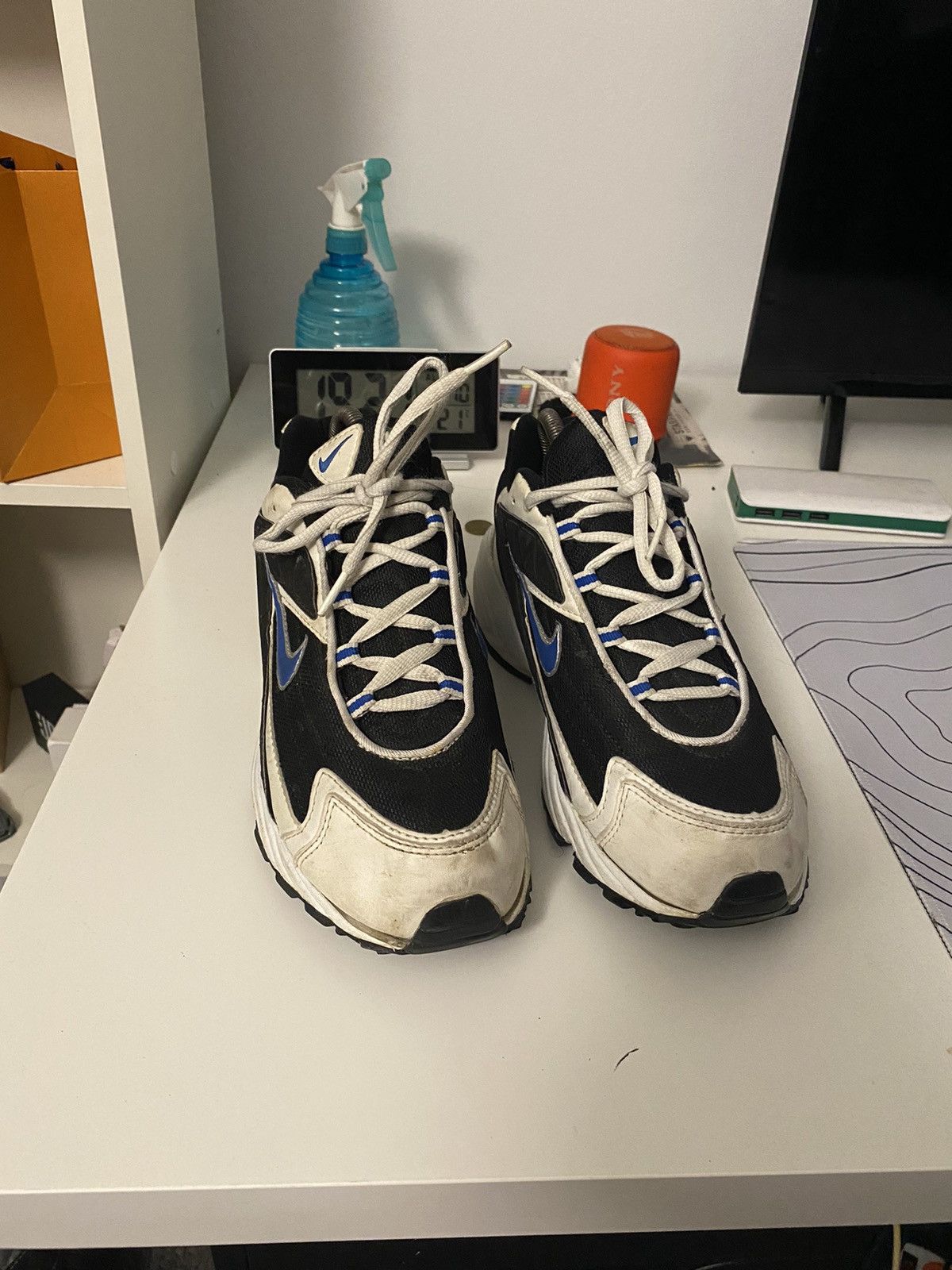 Nike × Vintage Vintage Nike Anodyne - 2000 Silver/Blue Size US 9 / EU 42 - 2 Thumbnail