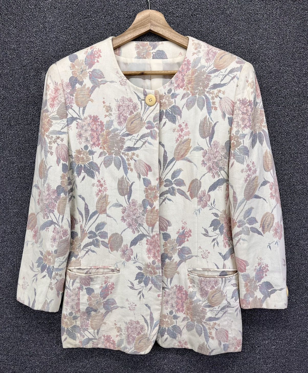 Burberry Vintage Burberry Luxury Design Button Hp Cardigan Jacket Size M / US 6-8 / IT 42-44 - 1 Thumbnail