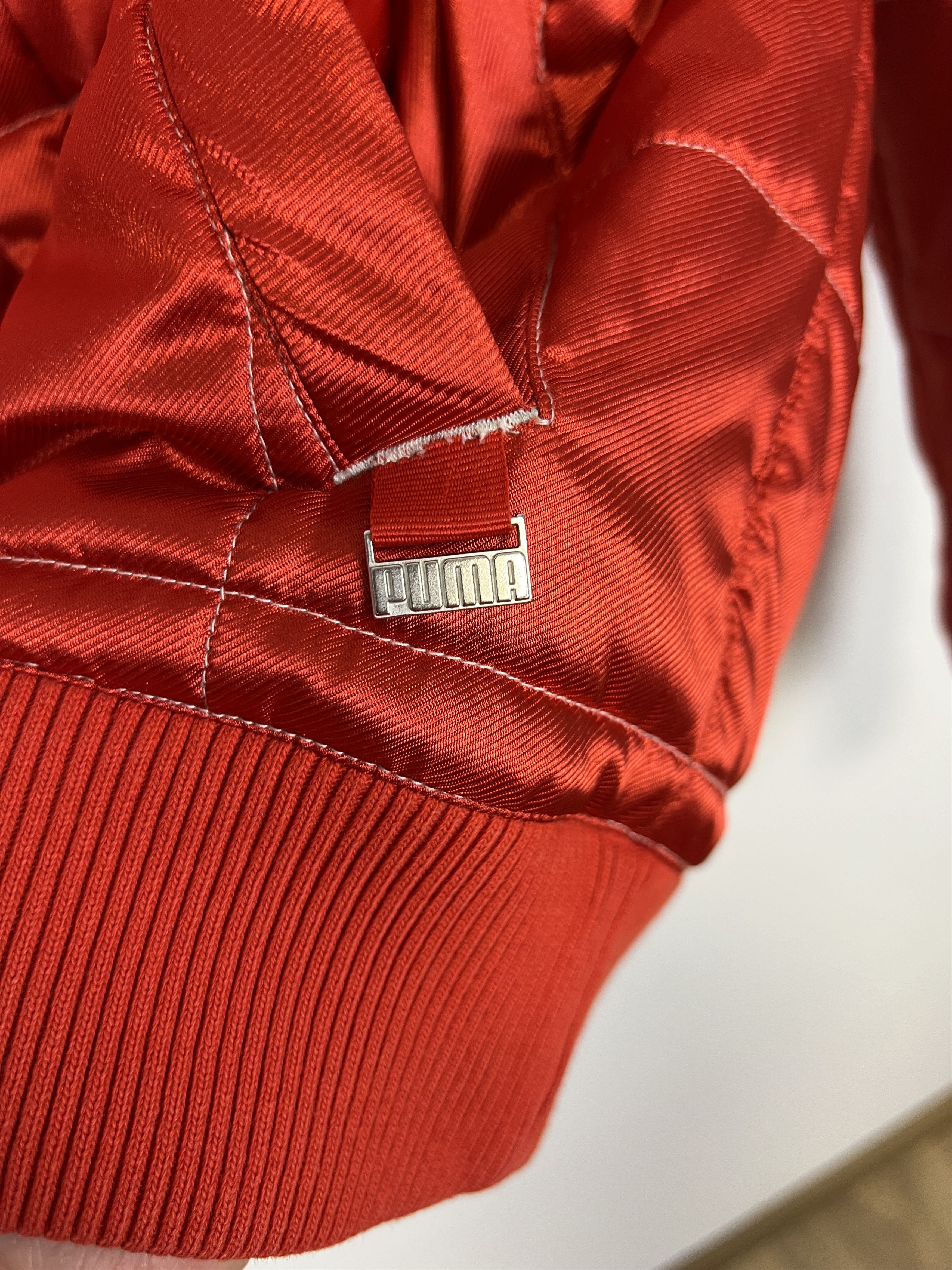 Puma Vintage Puma Racing Formula 1 Ferrari Marlboro Size US M / EU 48-50 / 2 - 7 Thumbnail