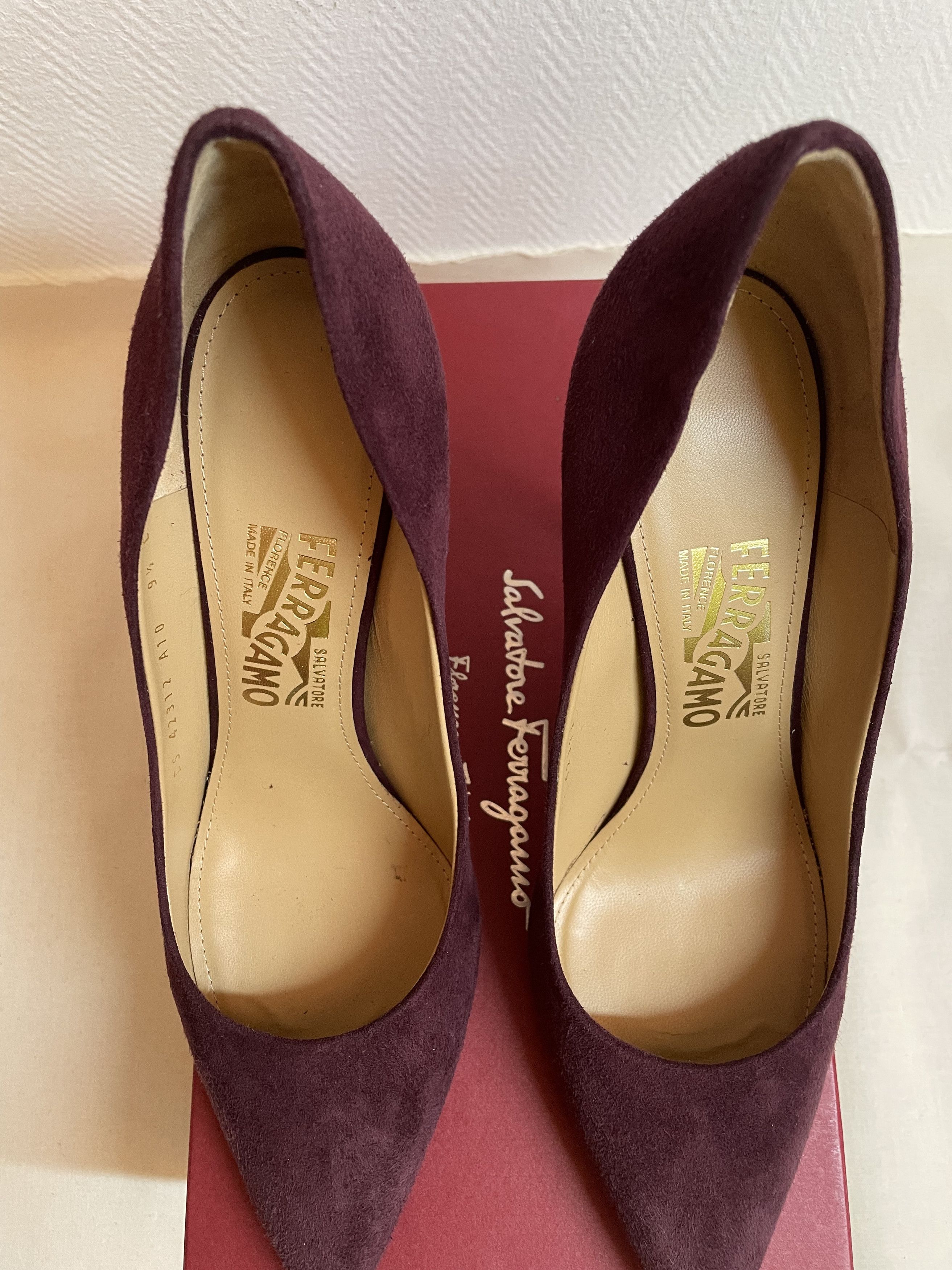 Salvatore Ferragamo Classy Ferragamo pumps Size US 10.5 / IT 40.5 - 2 Thumbnail