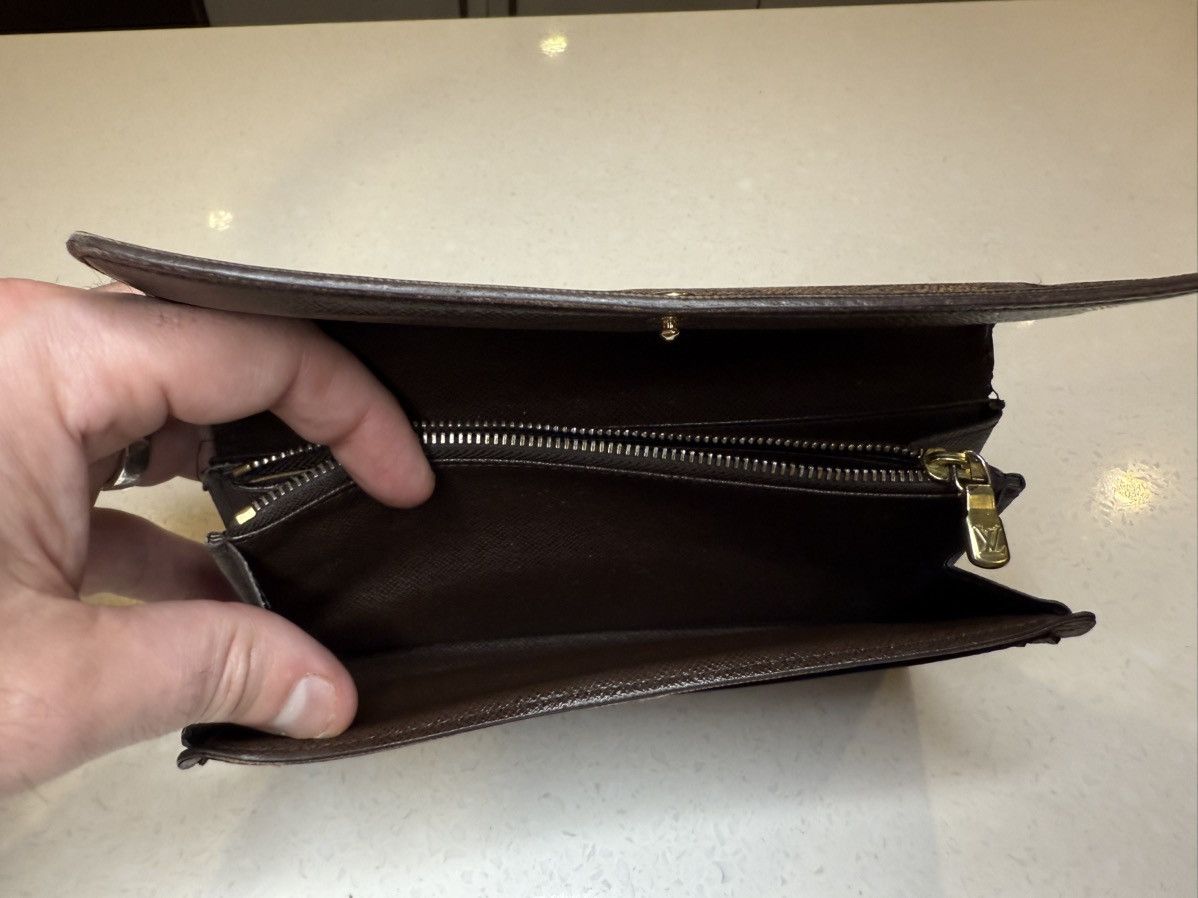 Louis Vuitton Louis Vuitton Damier Ebene Sarah Wallet – Timeless Elegance Size ONE SIZE - 17 Thumbnail
