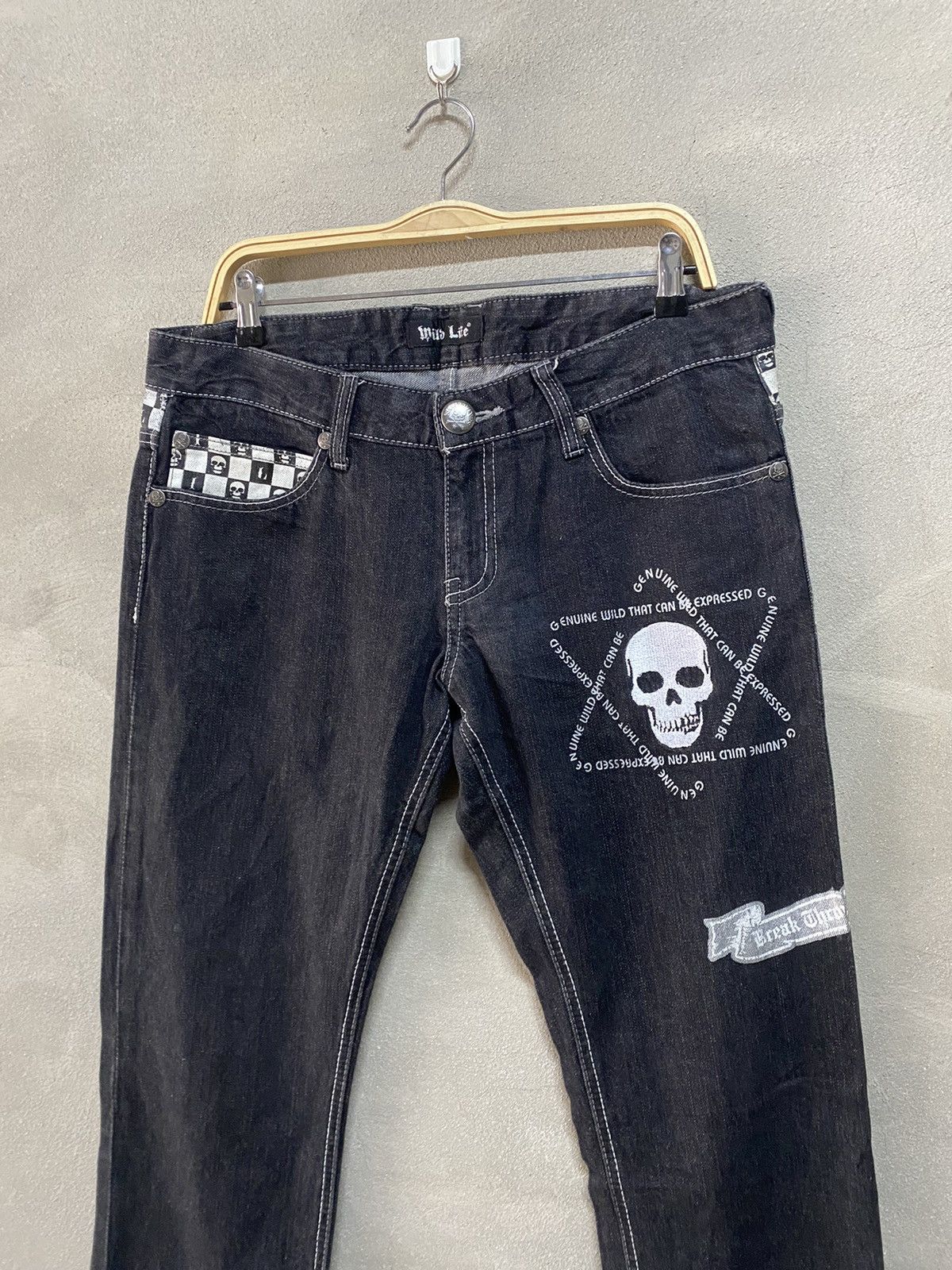 Le Grande Bleu (L.G.B.) Japanese Brand Skull Bones Mastermind Jeans Size US 34 / EU 50 - 5 Thumbnail