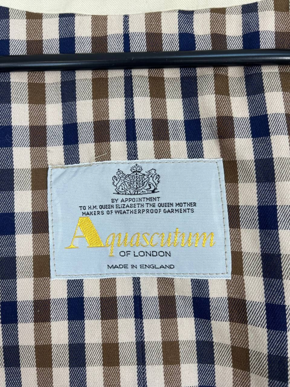 Aquascutum Aquascutum Of London Vintage Trench Coat Beige Waterproof 42 Size US L / EU 52-54 / 3 - 3 Thumbnail