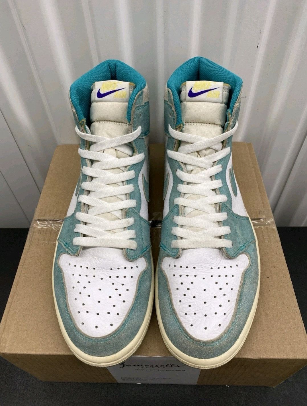 Jordan Brand Nike Air Jordan Retro 1 High OG Turbo Green Size 11.5 Men Size US 11.5 / EU 44-45 - 2 Thumbnail