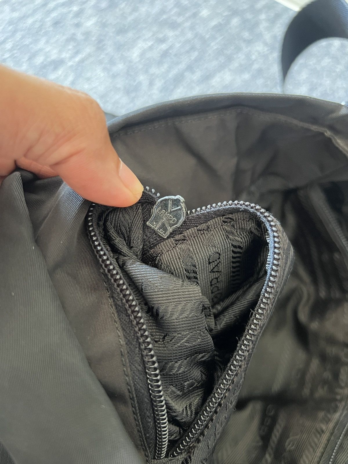 Prada Prada Crossbody Bag Size ONE SIZE - 10 Thumbnail