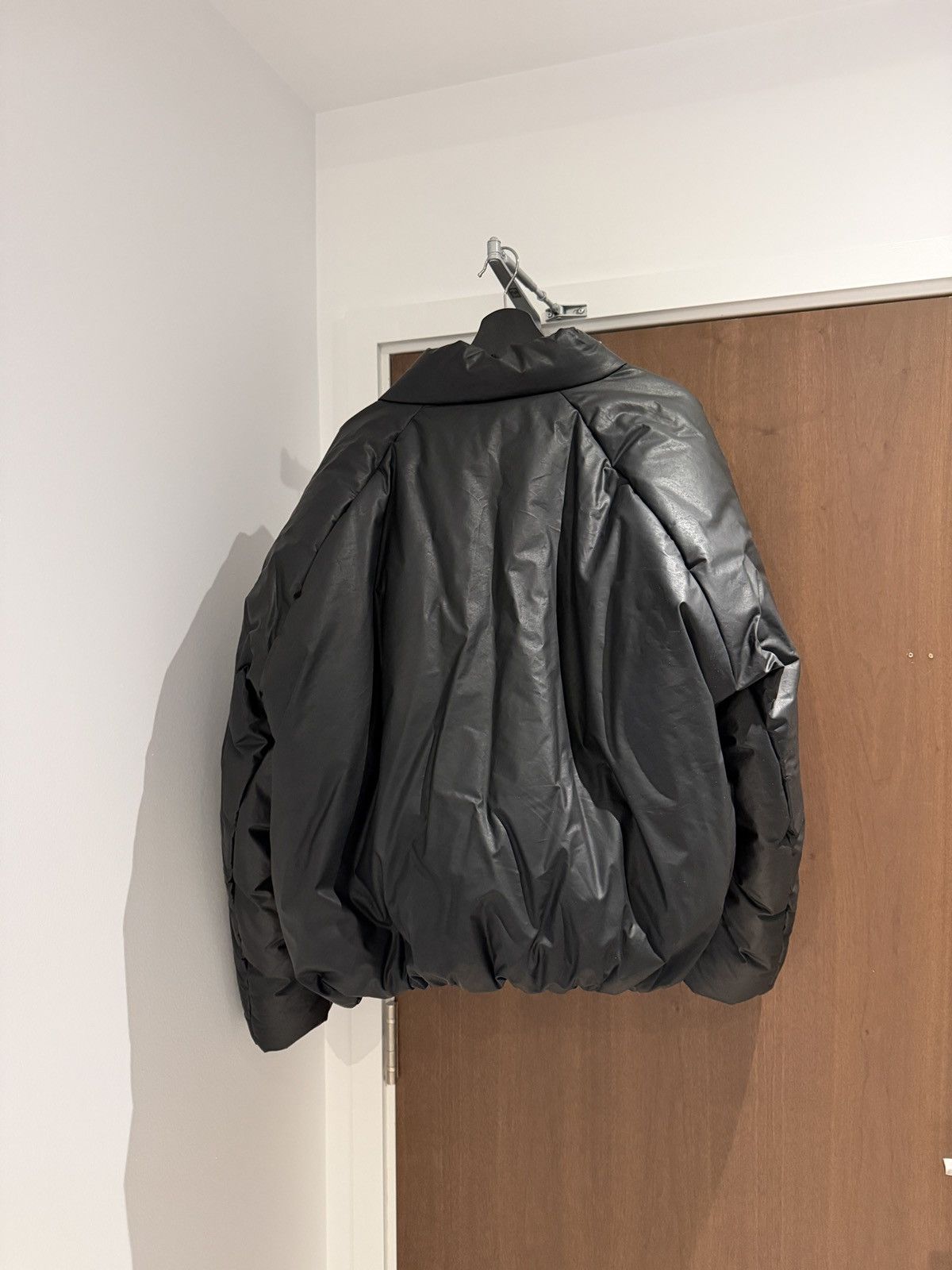 Gap × Yeezy Yeezy Gap round jacket Size US M / EU 48-50 / 2 - 2 Thumbnail