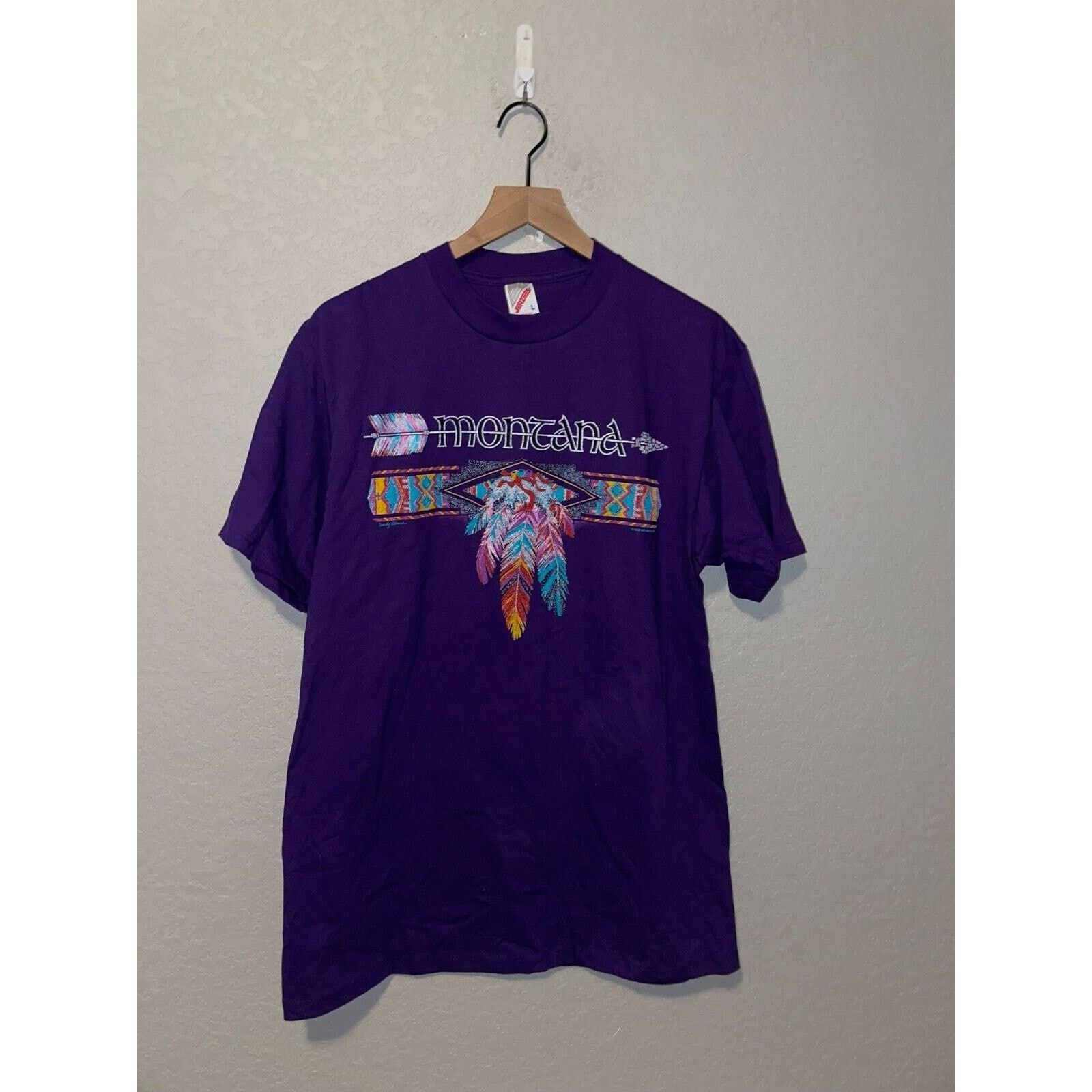 Jerzees Vintage Montana Native American Shirt Tee Feather 90s Large Size US L / EU 52-54 / 3 - 1 Thumbnail