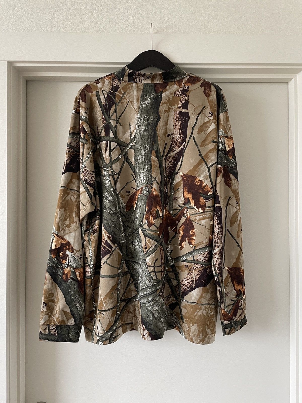 Cabelas × Realtree Outfitters Ridge Cabela’s Mockneck Tree Camo Long Sleeve Size US XXL / EU 58 / 5 - 2 Thumbnail