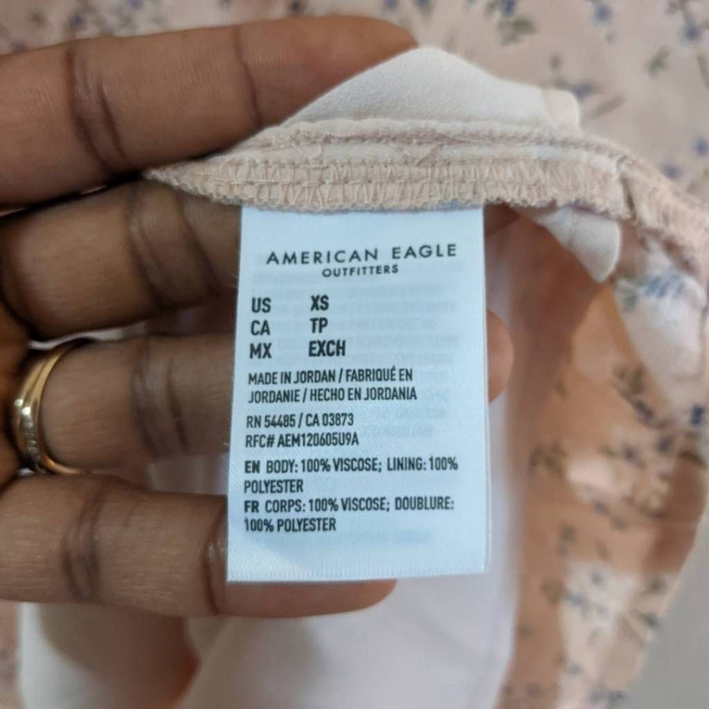 American Eagle Outfitters American Eagle XS Floral Sleeveless Mini Dress Pink Smocked Size XS / US 0-2 / IT 36-38 - 10 Thumbnail