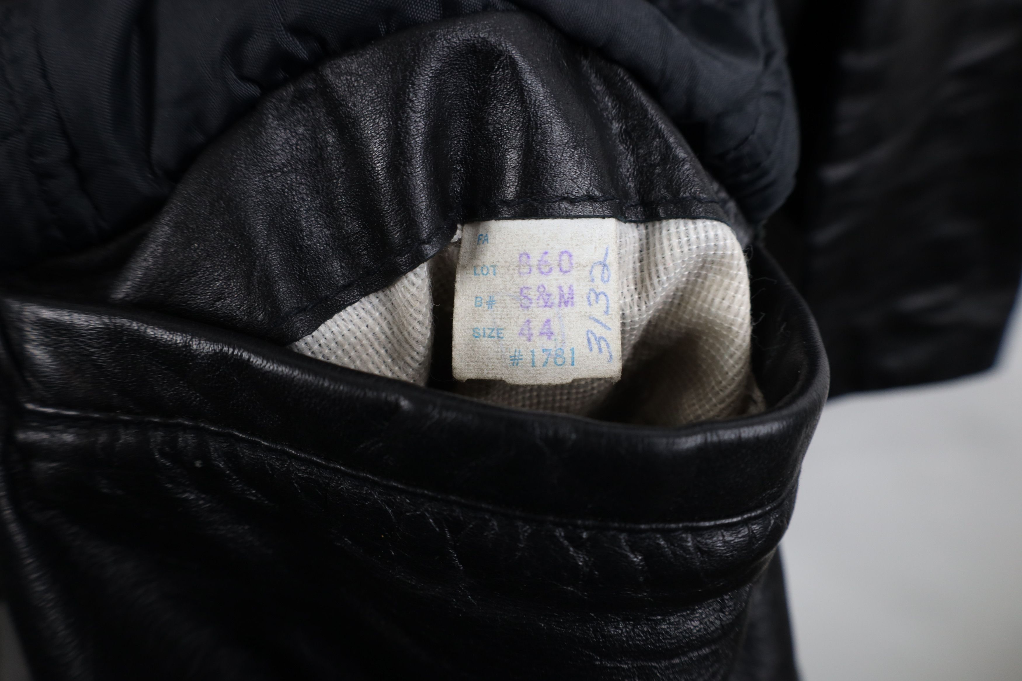 Vintage Vintage 70s Streetwear Lined Full Button Leather Jacket Size US L / EU 52-54 / 3 - 8 Thumbnail