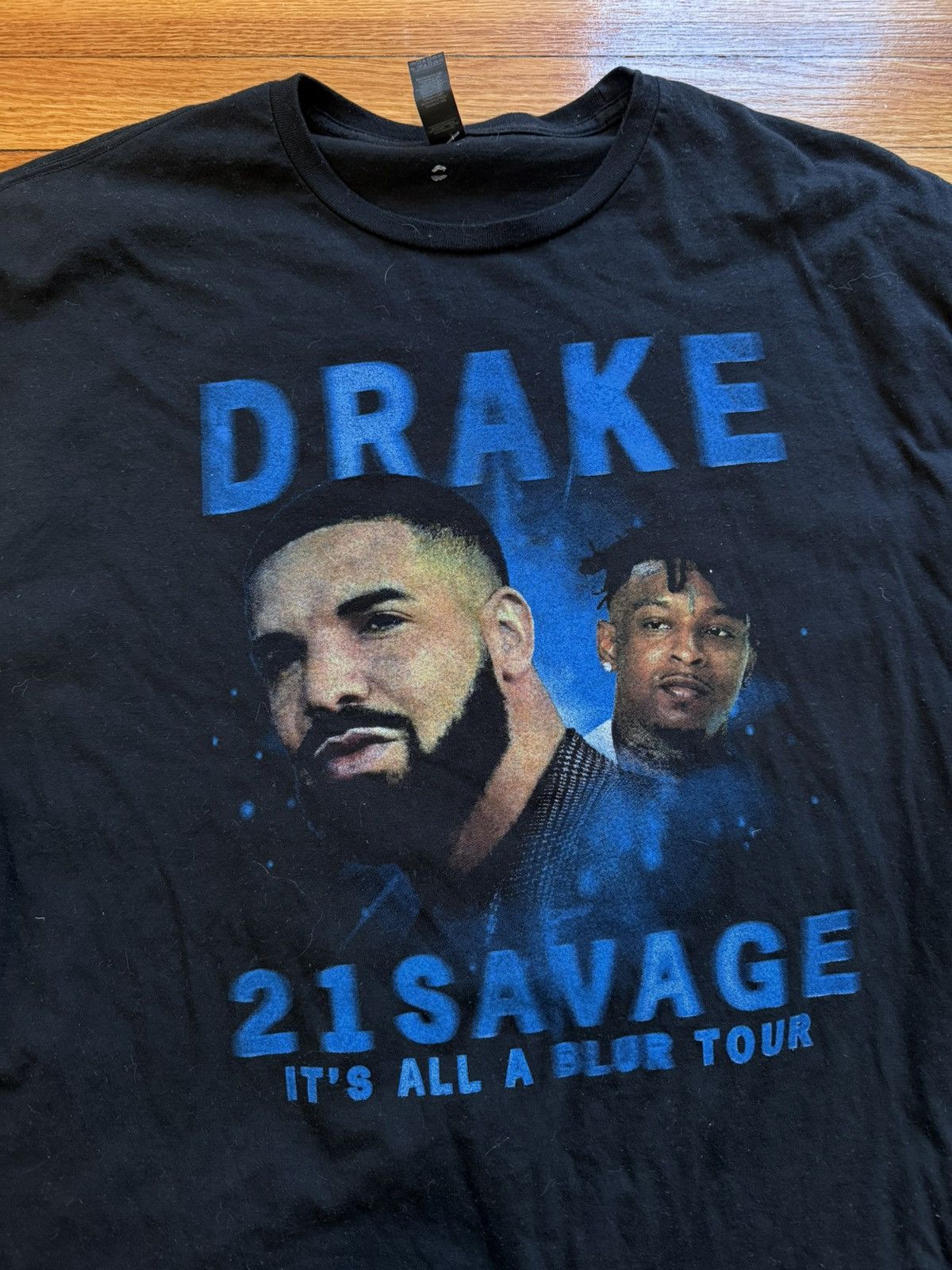 Gildan Drake “It’s All A Blur” tour w/ 21 Savage shirt Size US XXL / EU 58 / 5 - 1 Thumbnail