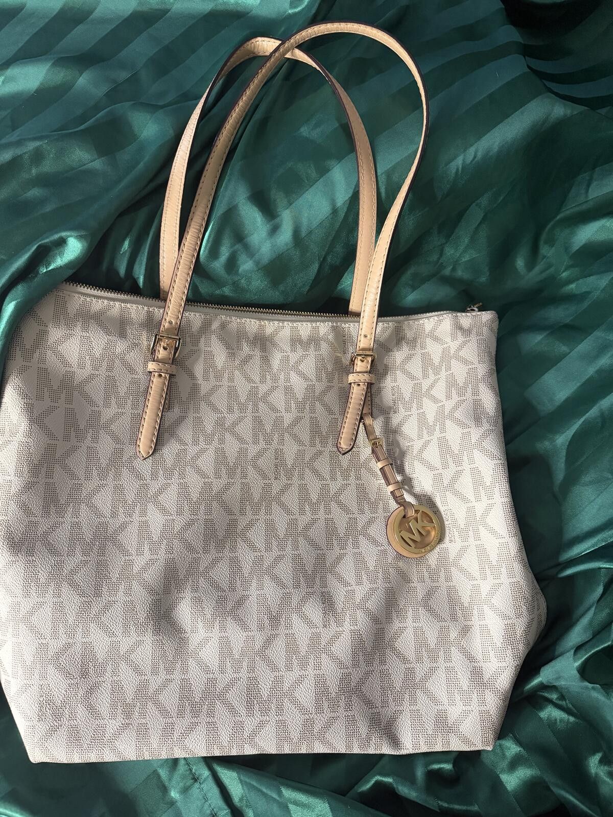 Michael Kors Michael Kors Signature Monogram Tote Bag - Beige Size ONE SIZE - 2 Thumbnail