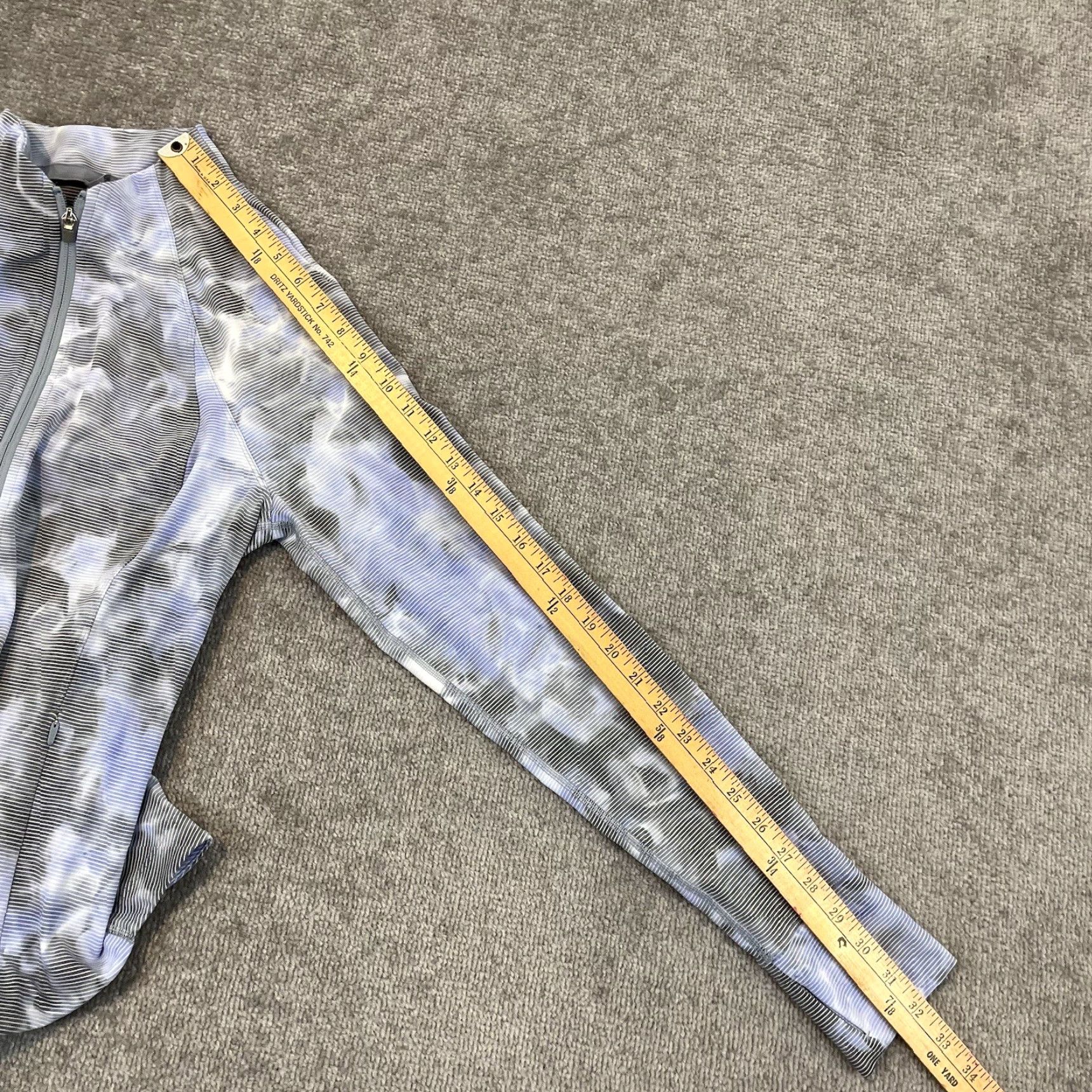 Athleta Athleta Jacket Womens Medium Salutation Jacquard Full Zip Running Tie Dye Stripe Size M / US 6-8 / IT 42-44 - 7 Thumbnail