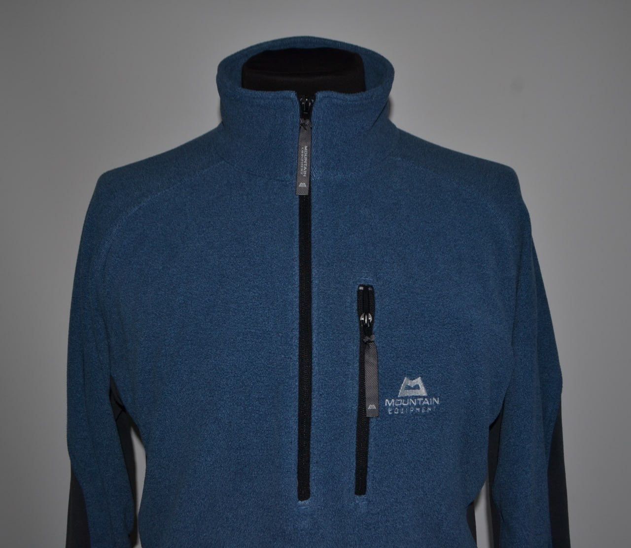 Equipment × Mountain Hardwear Mountain equipment Vintage Fleece Jacket Size L Size US L / EU 52-54 / 3 - 2 Thumbnail