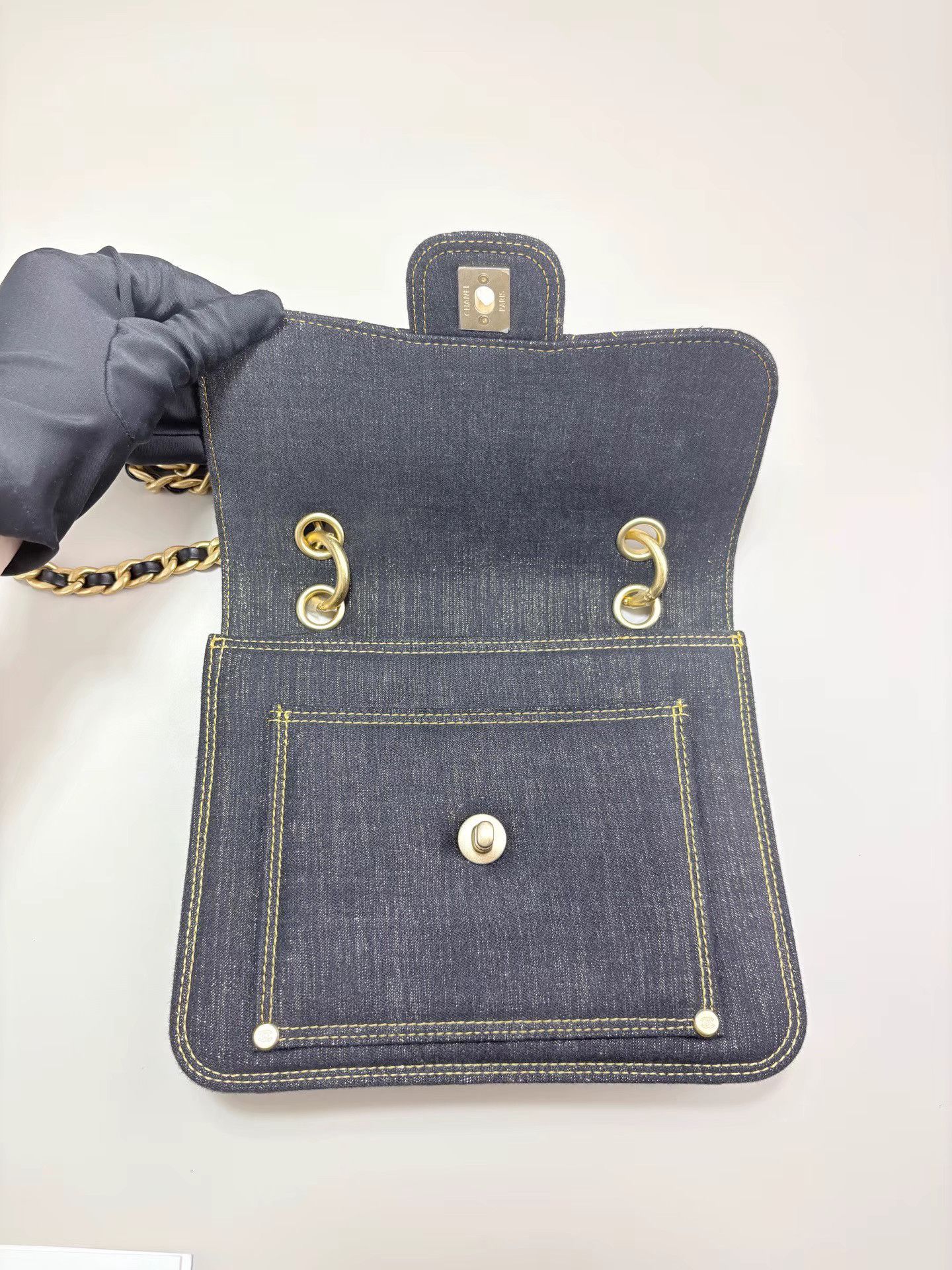 Chanel CHANEL Denim Messenger Shoulder Bag K1 Size ONE SIZE - 5 Thumbnail