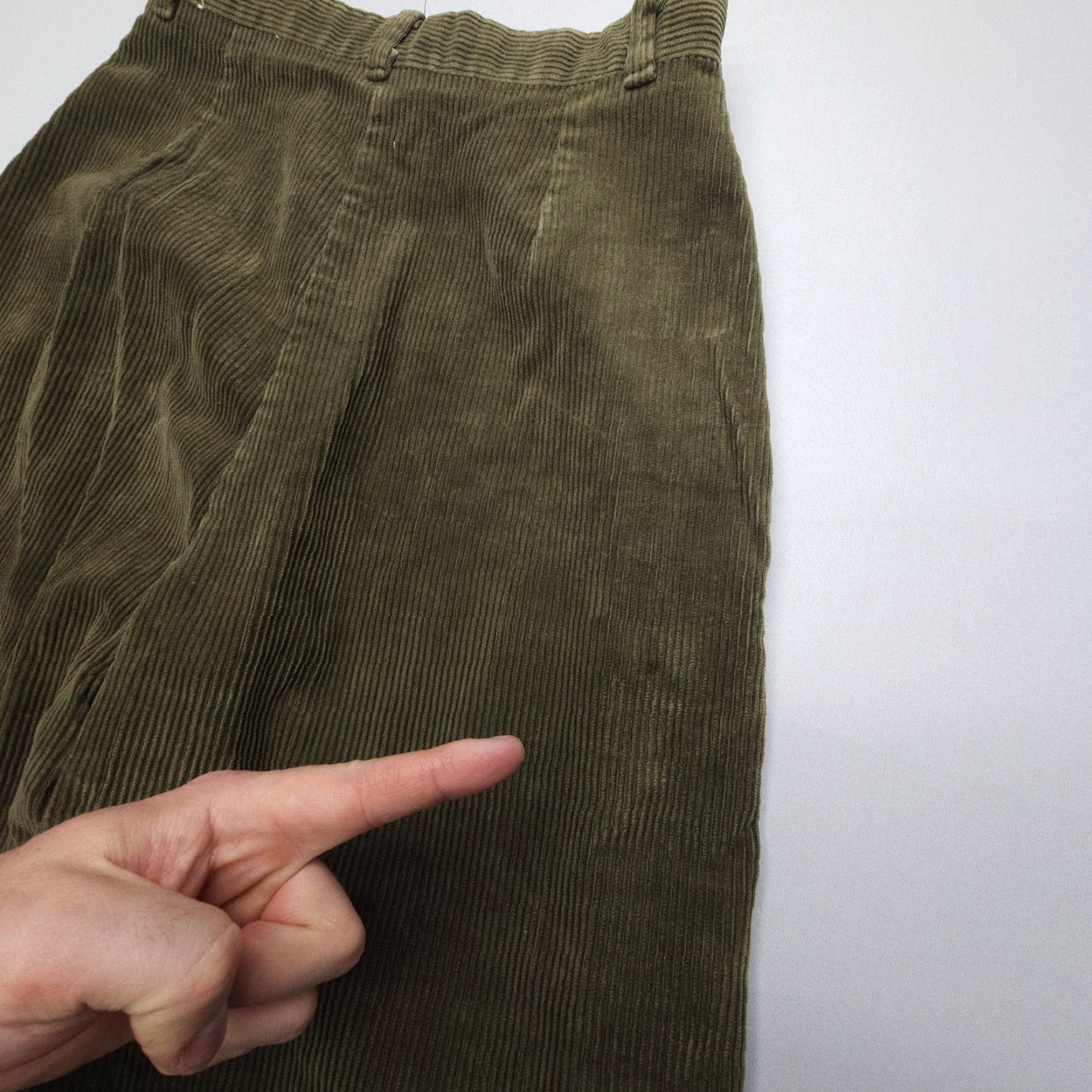 Vintage VINTAGE Basic Views Corduroy 5-Pocket Jeans Wale High Rise 26 29" Green 80s 90s Women Mens Girls Boys Size 26" / US 2 / IT 38 - 4 Thumbnail