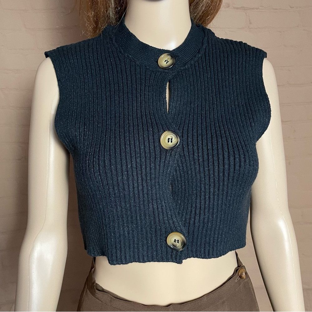 Free People NWT New $68 Free People Naiome Rib Micro Black Vest Size S Size S / US 4 / IT 40 - 3 Thumbnail
