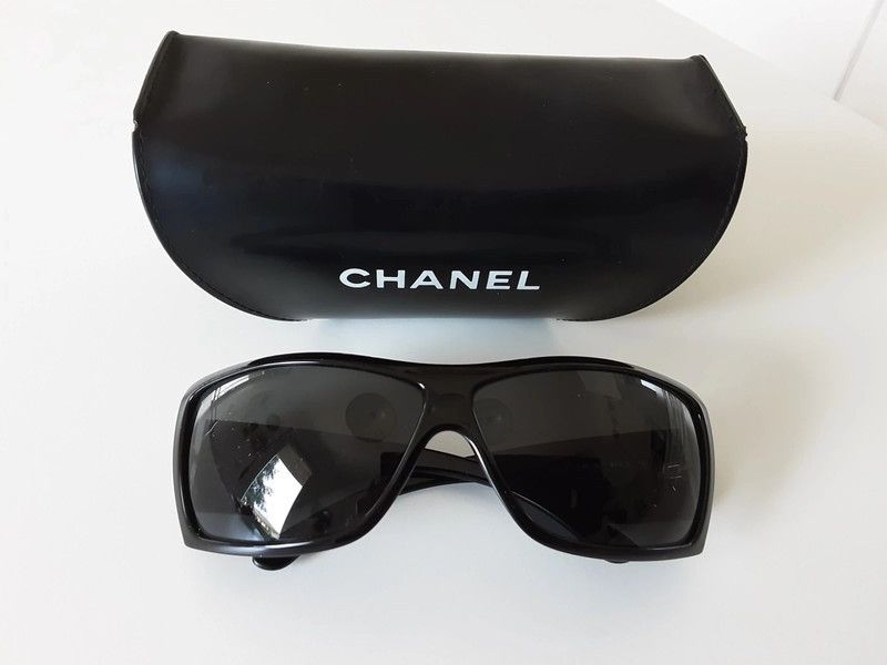 Chanel Chanel Sunglasses 6021 CC Rhinestone Logo Rimless Vintage Size ONE SIZE - 4 Thumbnail