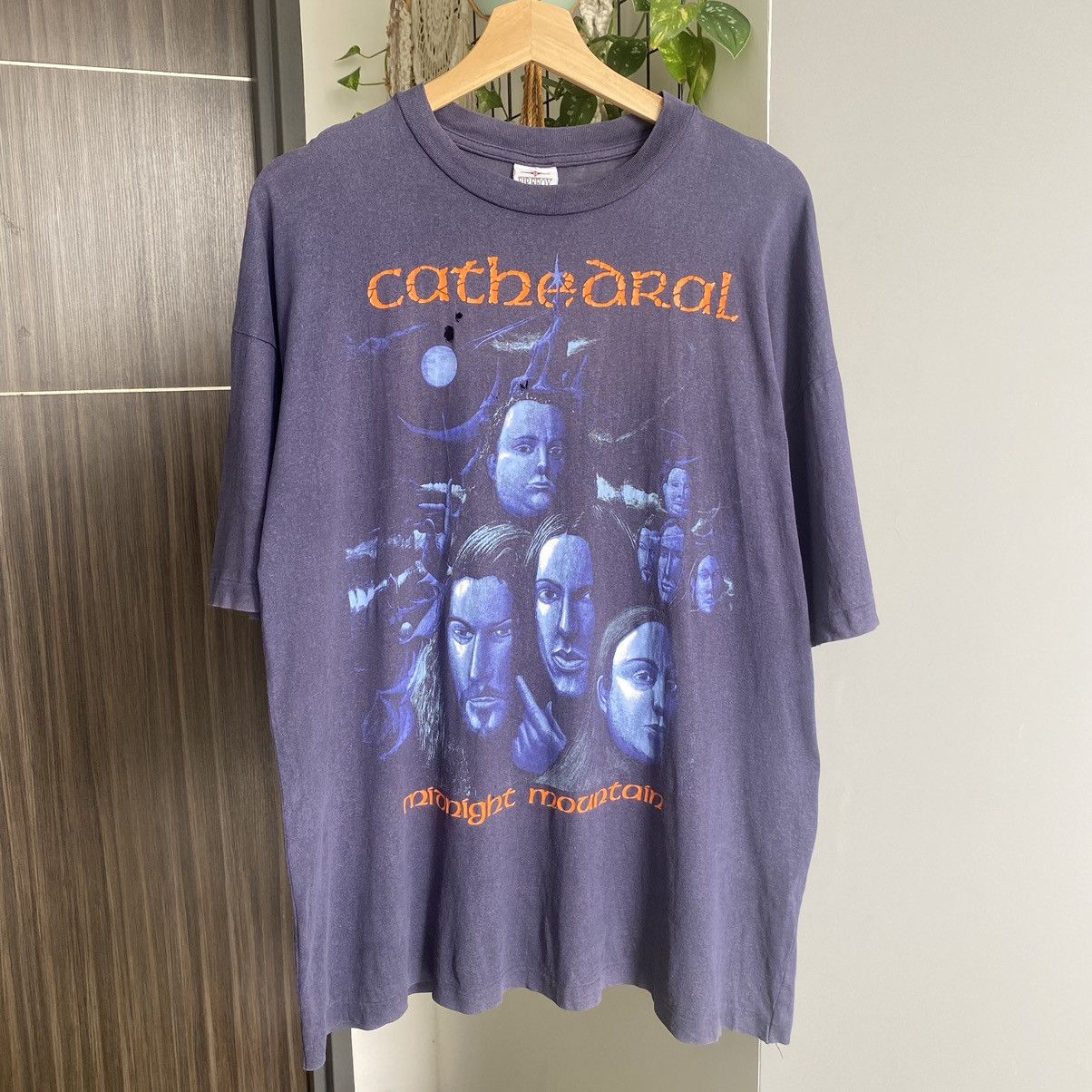 Band Tees Thrashed Faded Vintage 90s Cathedral UK Metal ERD GRUNGE TEE Size US XL / EU 56 / 4 - 1 Thumbnail