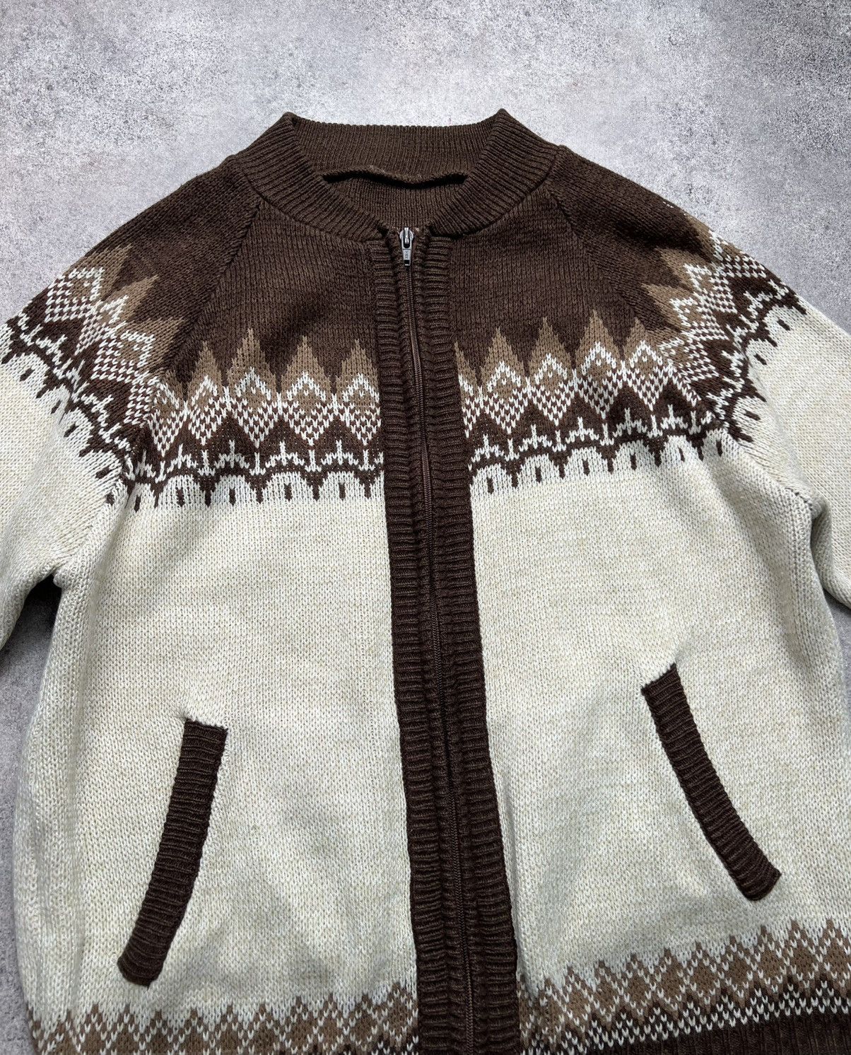 Vintage Vintage Navajo print knitted zip bomber Size US M / EU 48-50 / 2 - 6 Thumbnail
