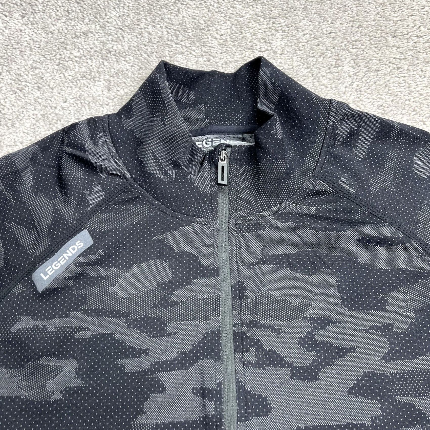 Vintage LEGENDS Dash Quarter 1/4 Zip Mens XL Long Sleeve Pullover Black Camo Reflective"} Size US XL / EU 56 / 4 - 3 Thumbnail