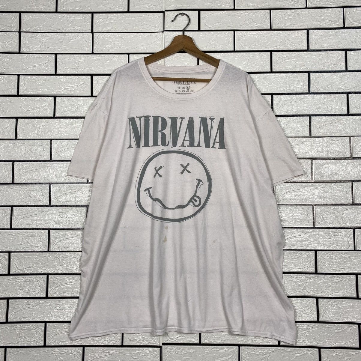 Band Tees 📌Vintage T-Shirt Short Sleeve Nirvana Big Logo Size US M / EU 48-50 / 2 - 2 Thumbnail