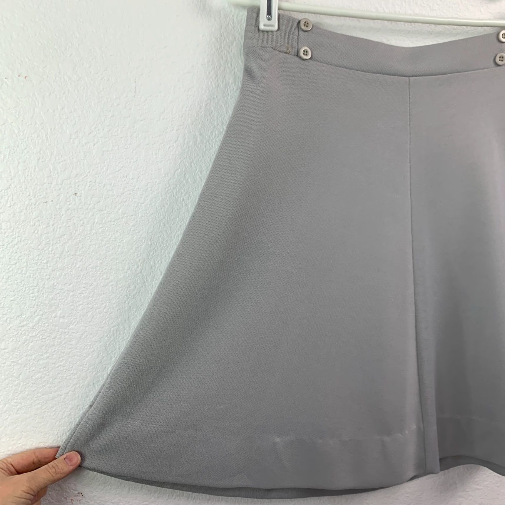 Etro VINTAGE Gray Retro Mod Go Go Polyester Skirt Size 10 28" Waist 40" Hip 20" Hips Length 20" Secretary/Geek Casual Womens Size 32" / US 10 / IT 46 - 2 Thumbnail