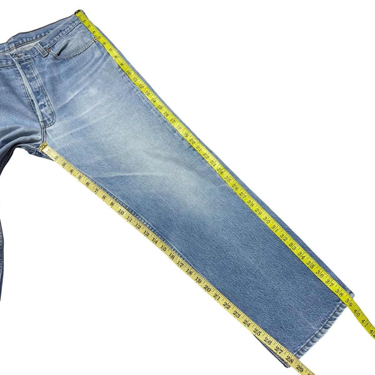 Levi's Vintage 90s Levis 501 Faded Blue Jeans Size US 35 - 20 Thumbnail