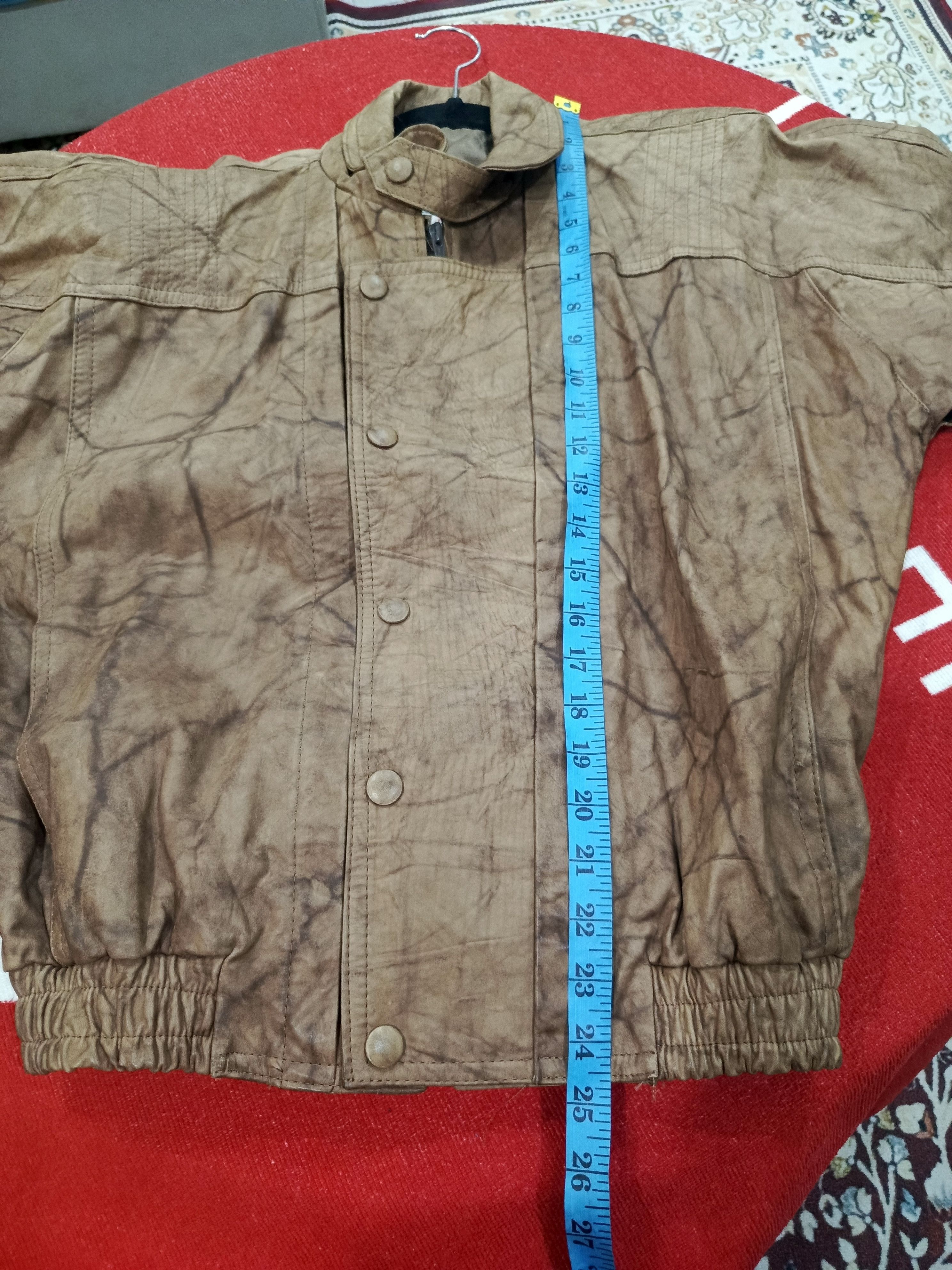 Vintage jacket vintage leather jacket, likely in a bomber, Size US M / EU 48-50 / 2 - 11 Thumbnail