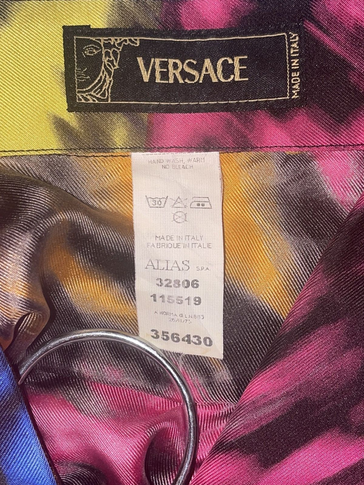 Versace RARE Vintage Versace Silk Shirt – Collector’s Archive Piece Size US L / EU 52-54 / 3 - 5 Thumbnail