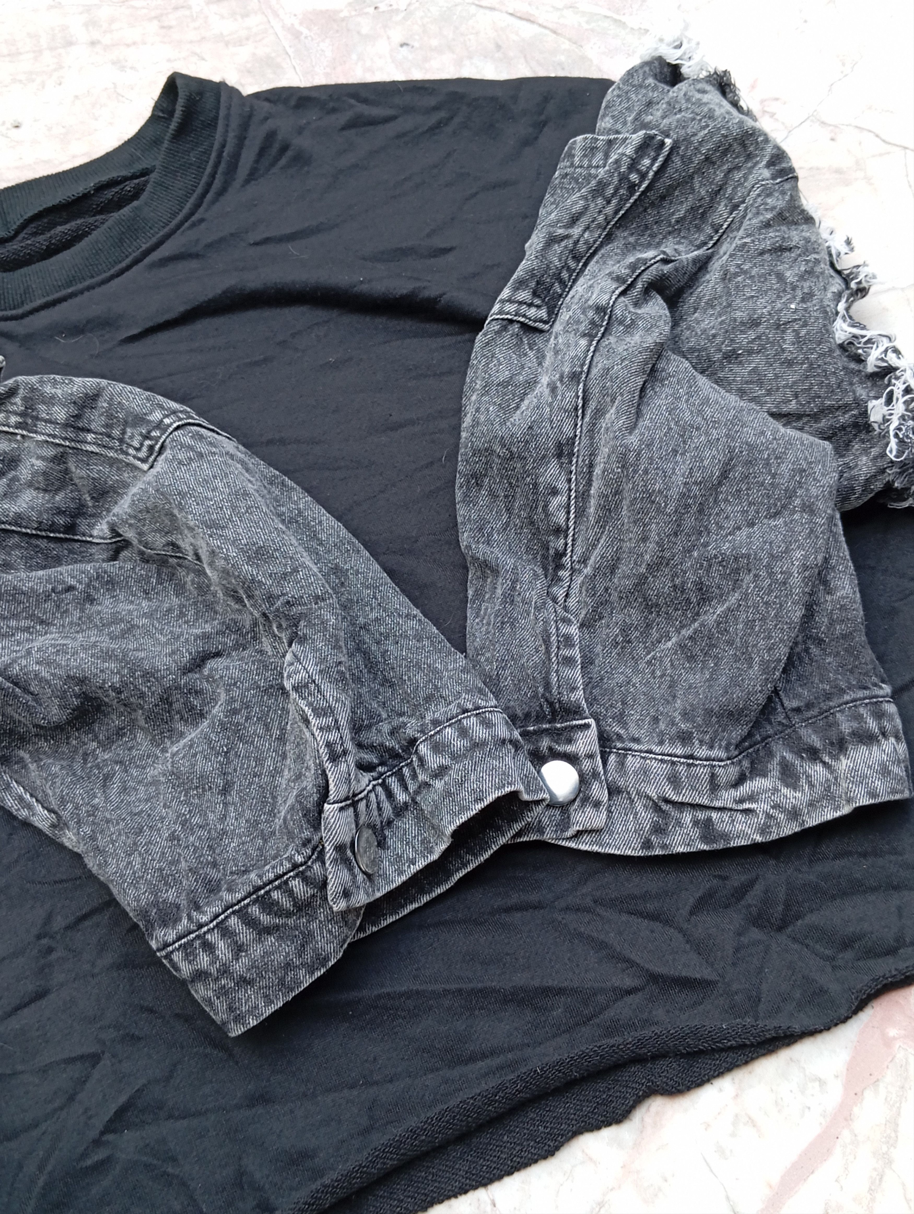Japanese Brand Beautiful Croptop with denim sleeves Size XXL / US 16-18 / IT 52-54 - 4 Thumbnail