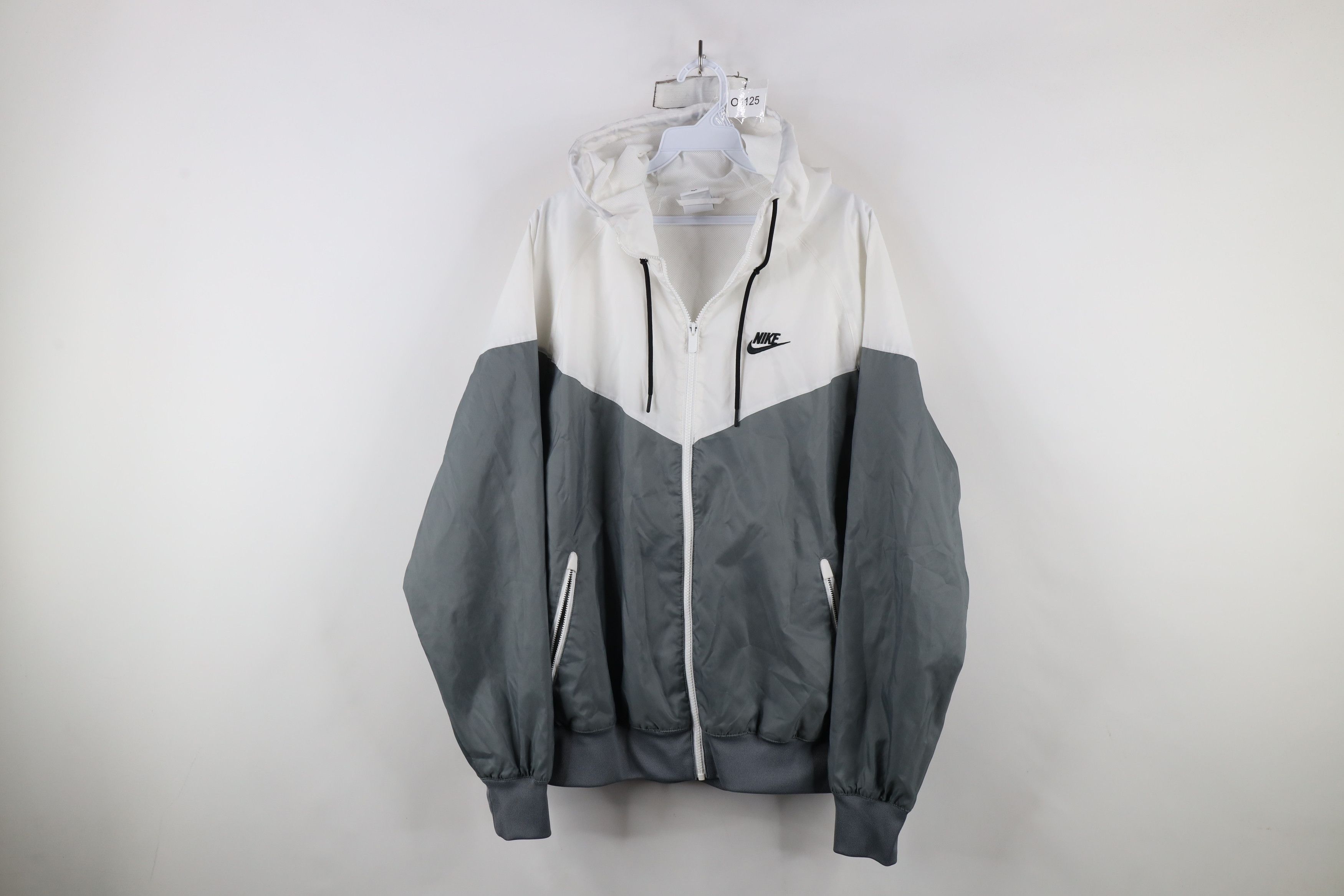 Nike × Vintage Nike Sportswear Lined Hooded Windrunner Windbreaker Jacket Size US M / EU 48-50 / 2 - 1 Thumbnail