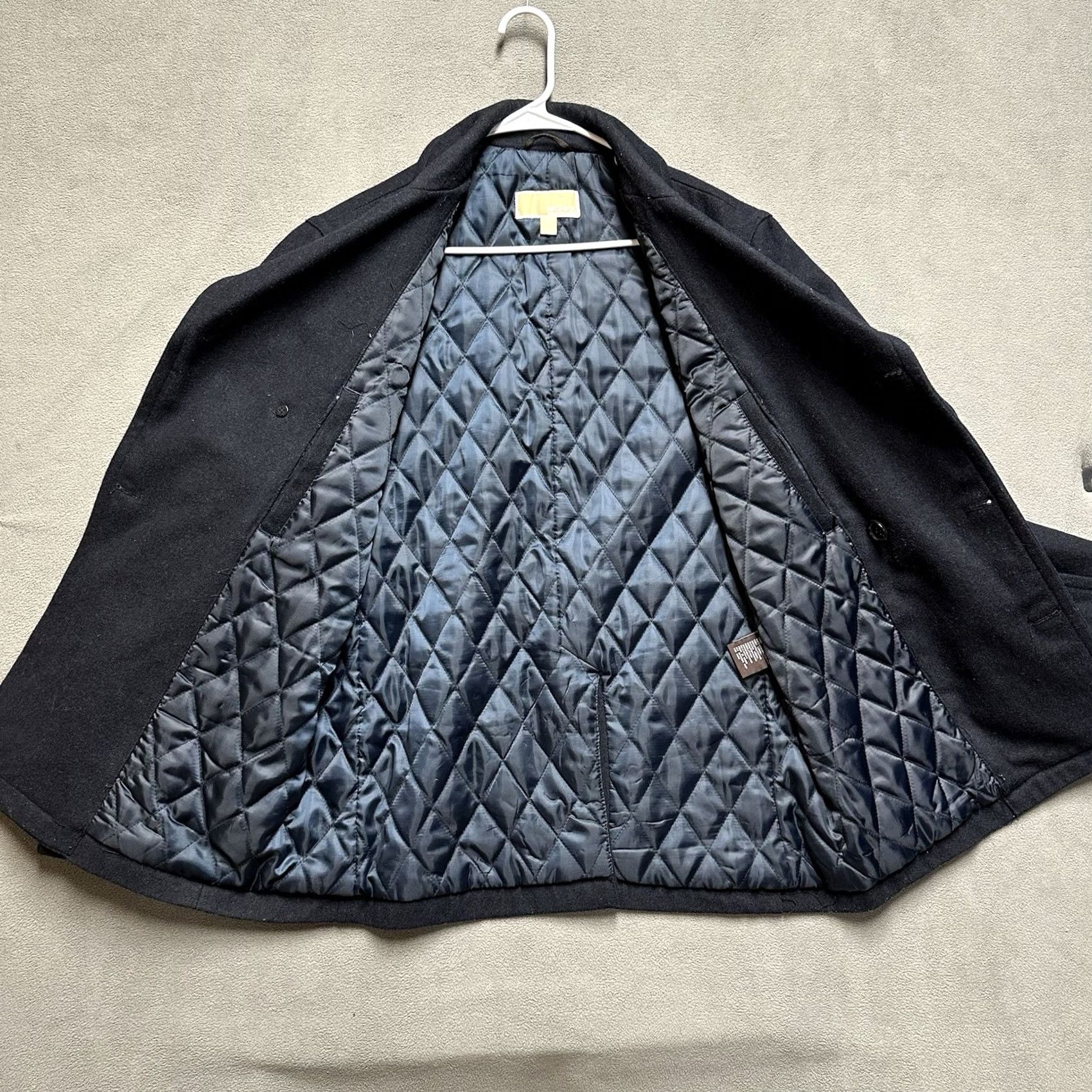 Michael Kors Michael Kors Pea Coat Womens Medium Navy Wool Quilt Lined Double Breasted Navy Blue Coat Womens M Jacket/Coat Regular Fit Size M / US 6-8 / IT 42-44 - 3 Thumbnail