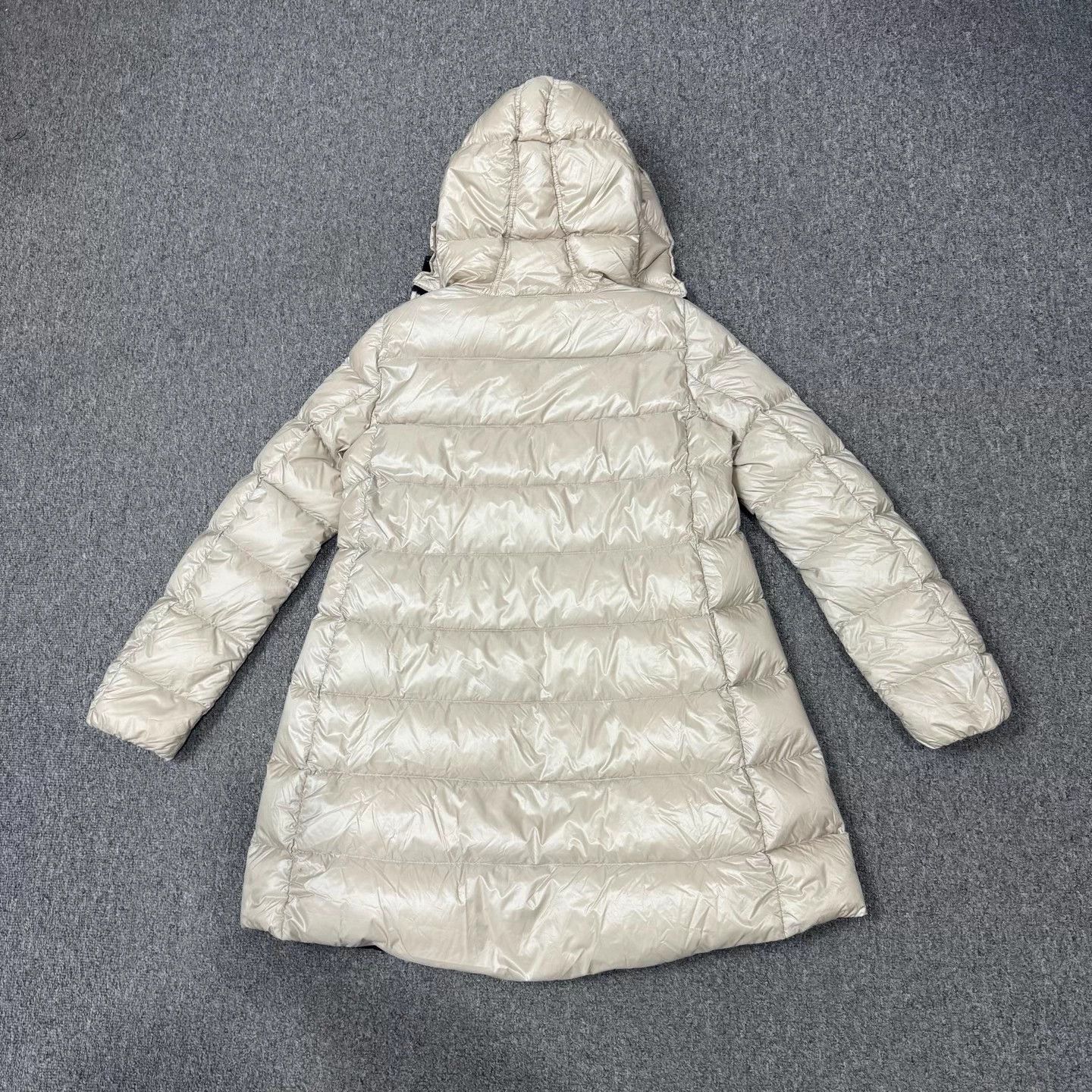 Moncler Moncler puffer jacket size 1 95 new Size XS / US 0-2 / IT 36-38 - 2 Thumbnail