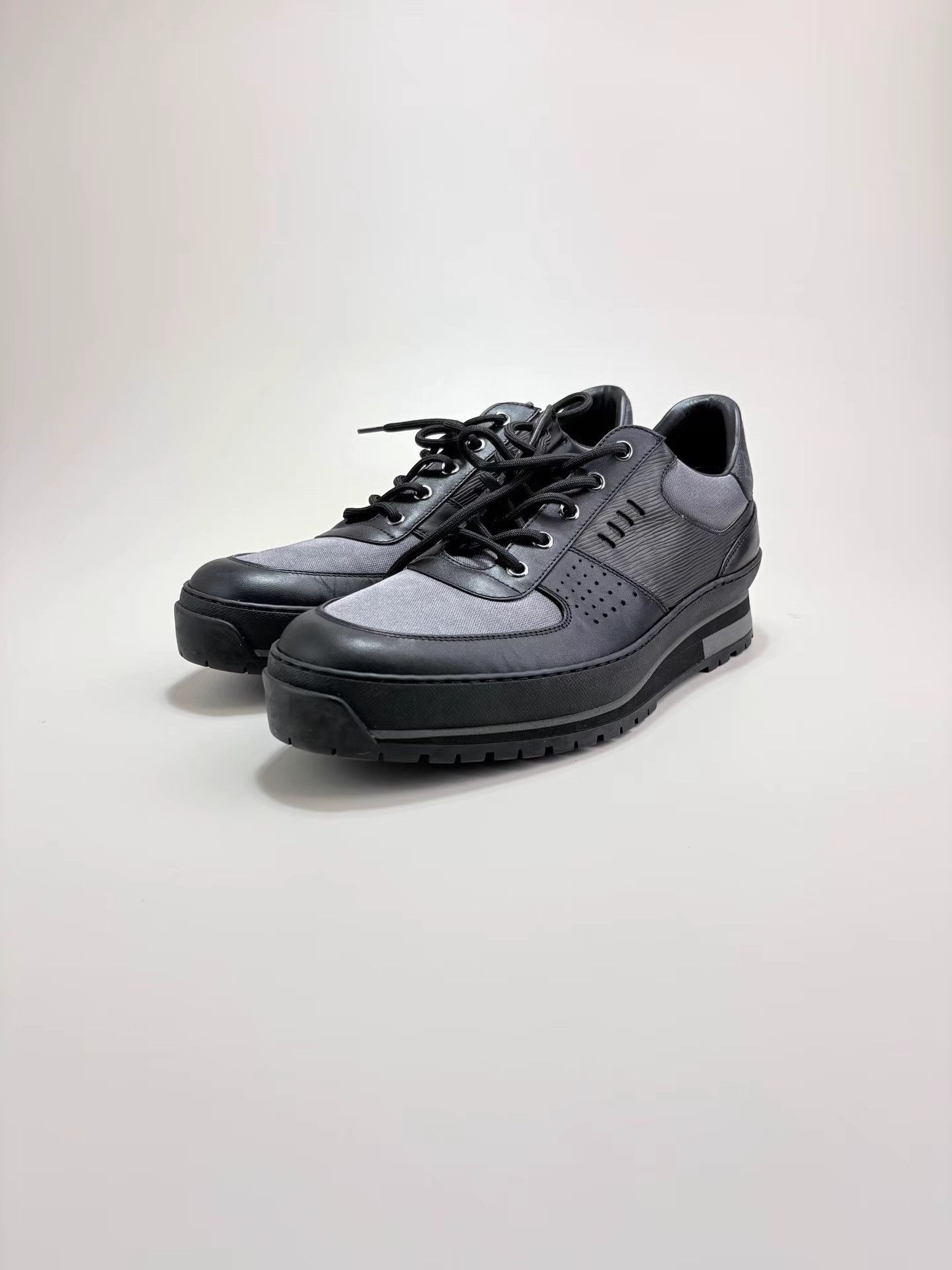 Louis Vuitton LOUIS VUITTON Harlem Black Wave Pattern Casual Shoes K1 Size US 9 / EU 42 - 1 Thumbnail