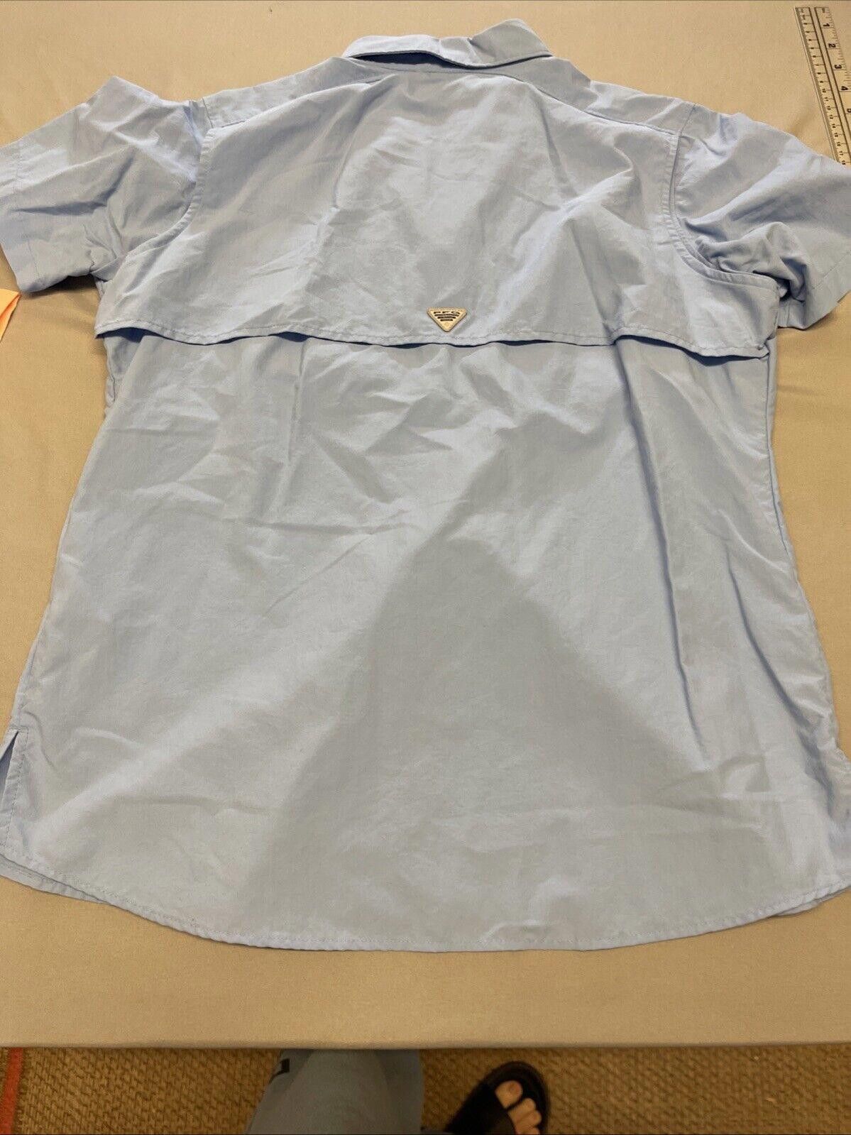 Magliano LOT Of 2 Women’s small Fishing Shirt Columbia - Magellan Size ONE SIZE - 7 Thumbnail