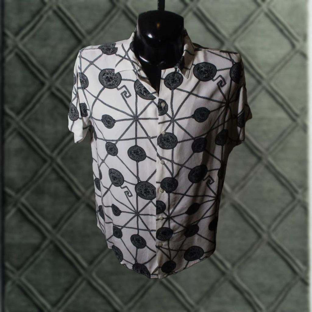 Tシャツ・カットソー VERSACE Men T Shirts 78GAHE07CJ00E 003 WHITE Versace VERSACE Men T-Shirts 78GAHE07CJ00E 003 WHITE | Grailed