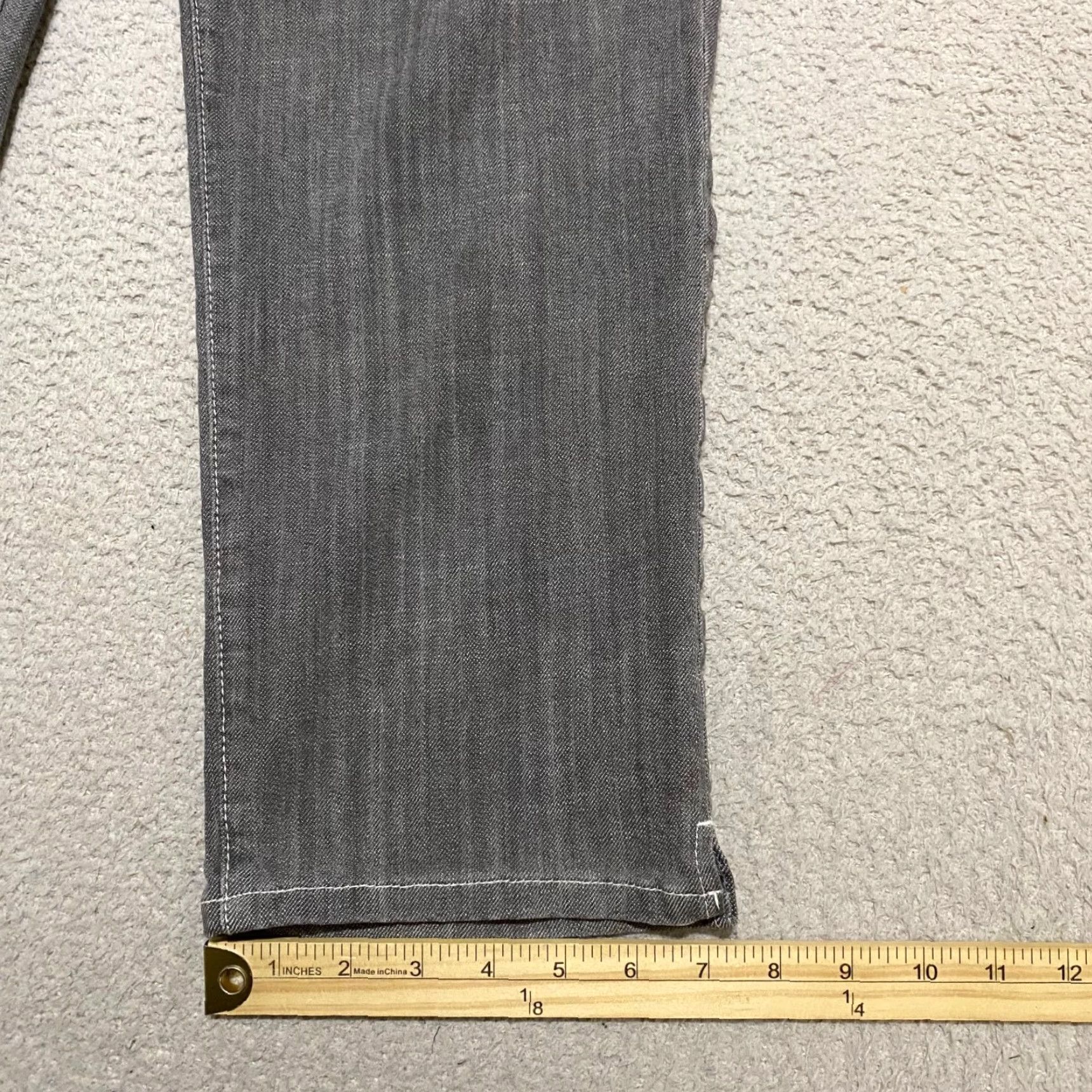 Vintage Chico's Jeans Gray Medium Wash Straight Crop Mid Rise Womens 8 Denim 23.5 Inseam 5-Pocket Stretch Cotton Spandex Regular Rise Shirt? Size 30" / US 8 / IT 44 - 5 Thumbnail